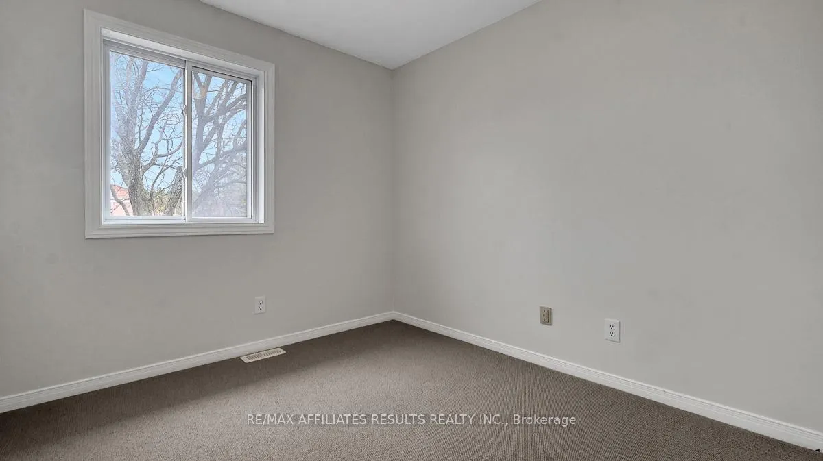 Photo 33 of 13 Springcreek Crescent, Ottawa, Kanata - Bridlewood — HOMEH