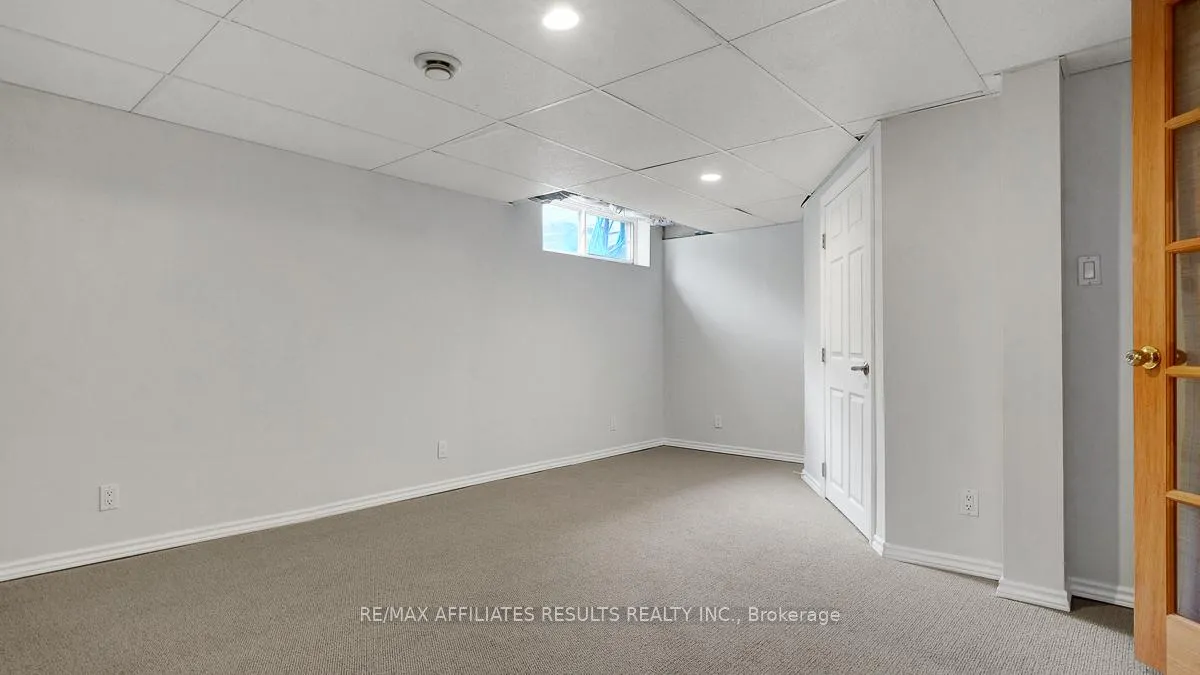 Photo 36 of 13 Springcreek Crescent, Ottawa, Kanata - Bridlewood — HOMEH