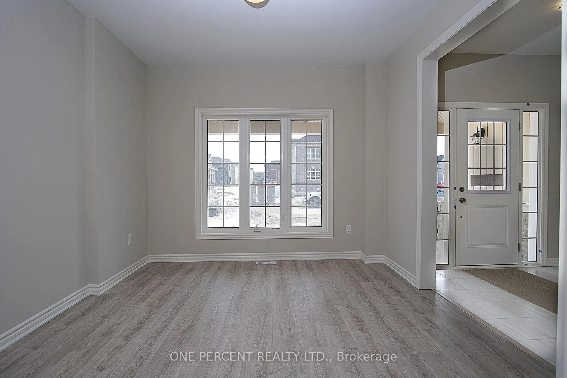 Photo 2 of 262 Springfield Crescent, Clearview, Stayner — HOMEH