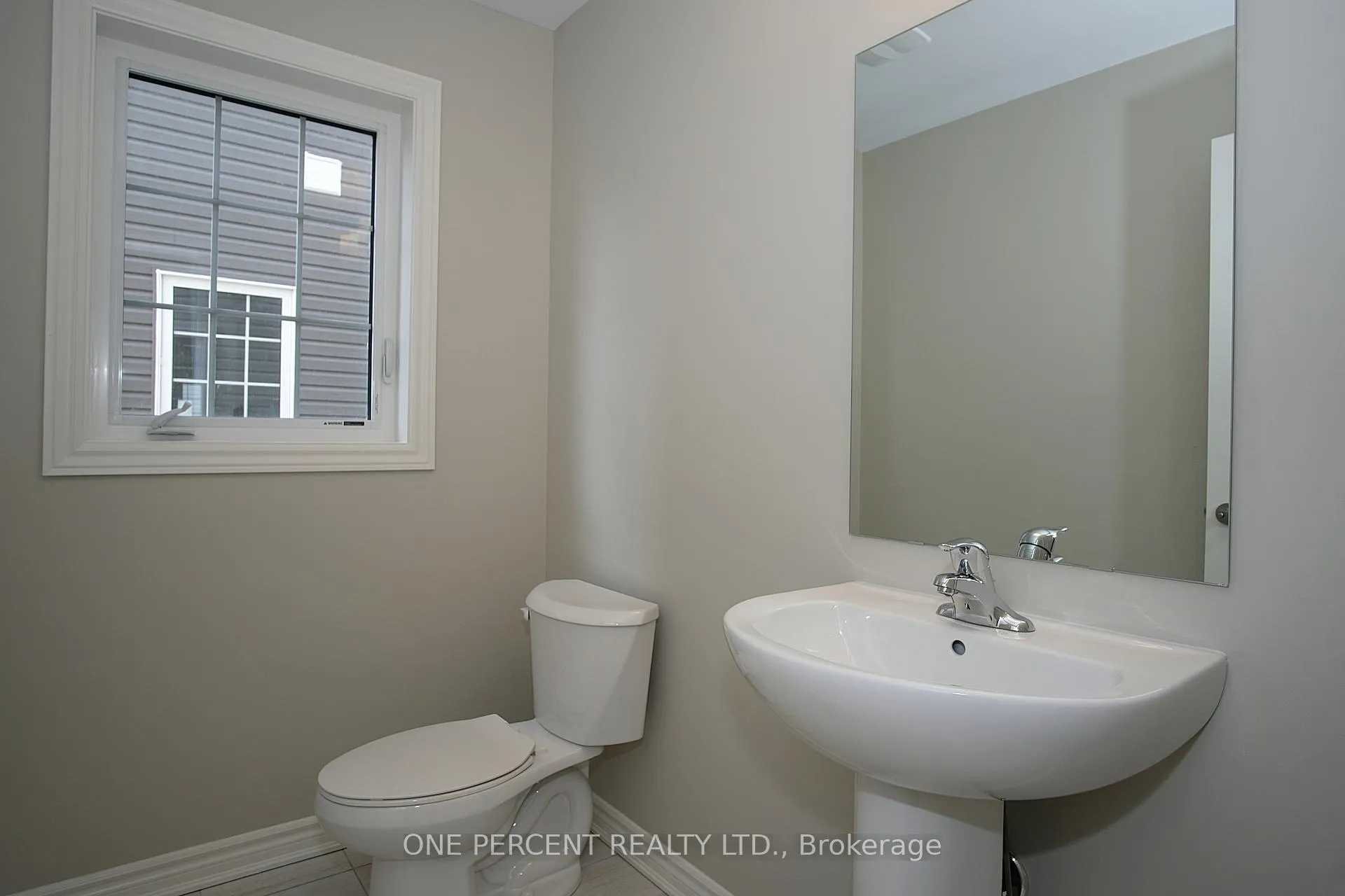Photo 8 of 262 Springfield Crescent, Clearview, Stayner — HOMEH