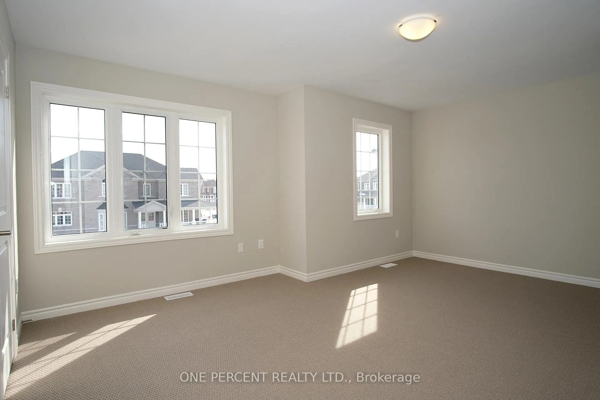 Photo 10 of 262 Springfield Crescent, Clearview, Stayner — HOMEH