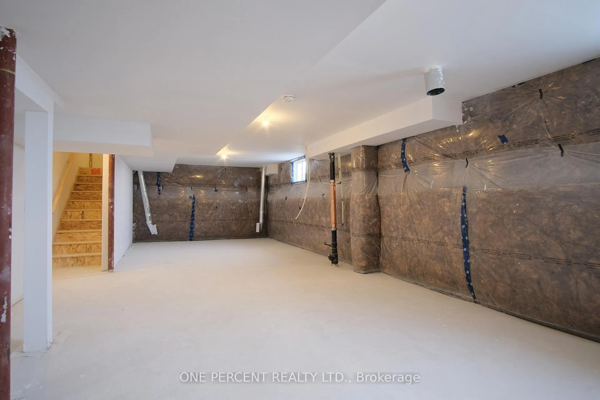 Photo 15 of 262 Springfield Crescent, Clearview, Stayner — HOMEH