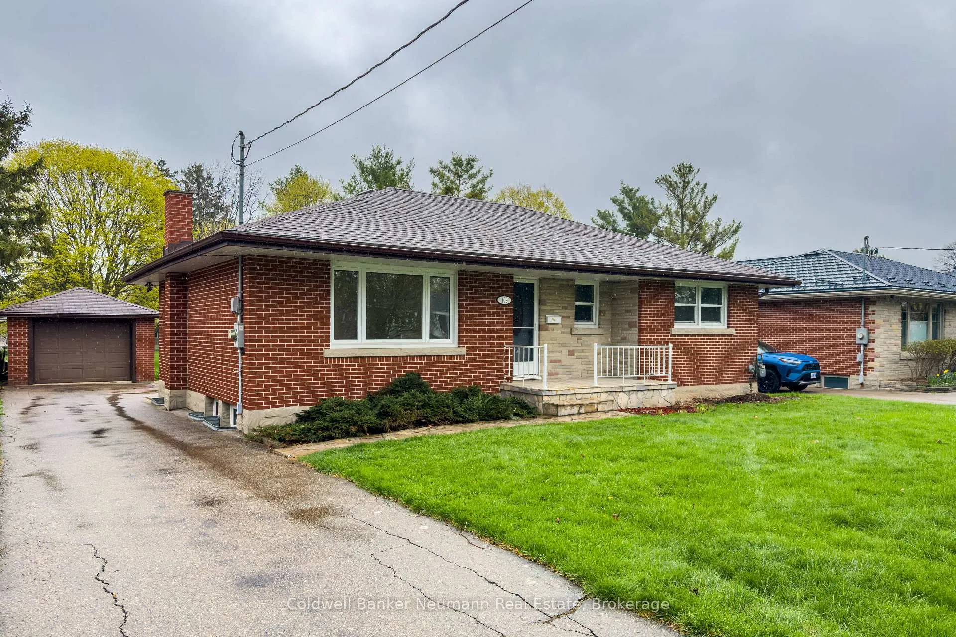 Photo 1 of 109 Pleasant Road, Guelph, General Hospital — HOMEH