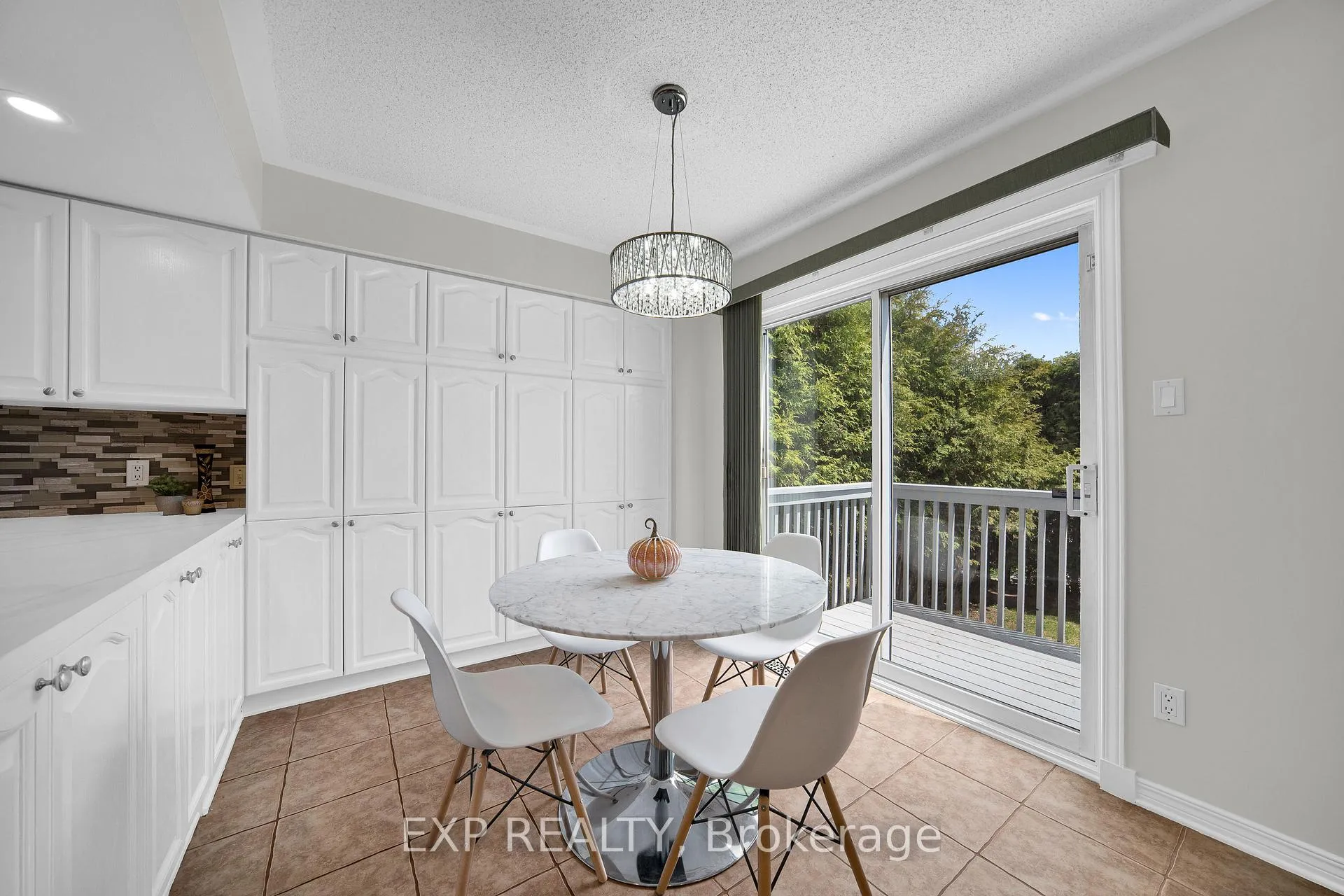 Photo 11 of 126 Grenadier Way, Ottawa, Barrhaven - Longfields — HOMEH