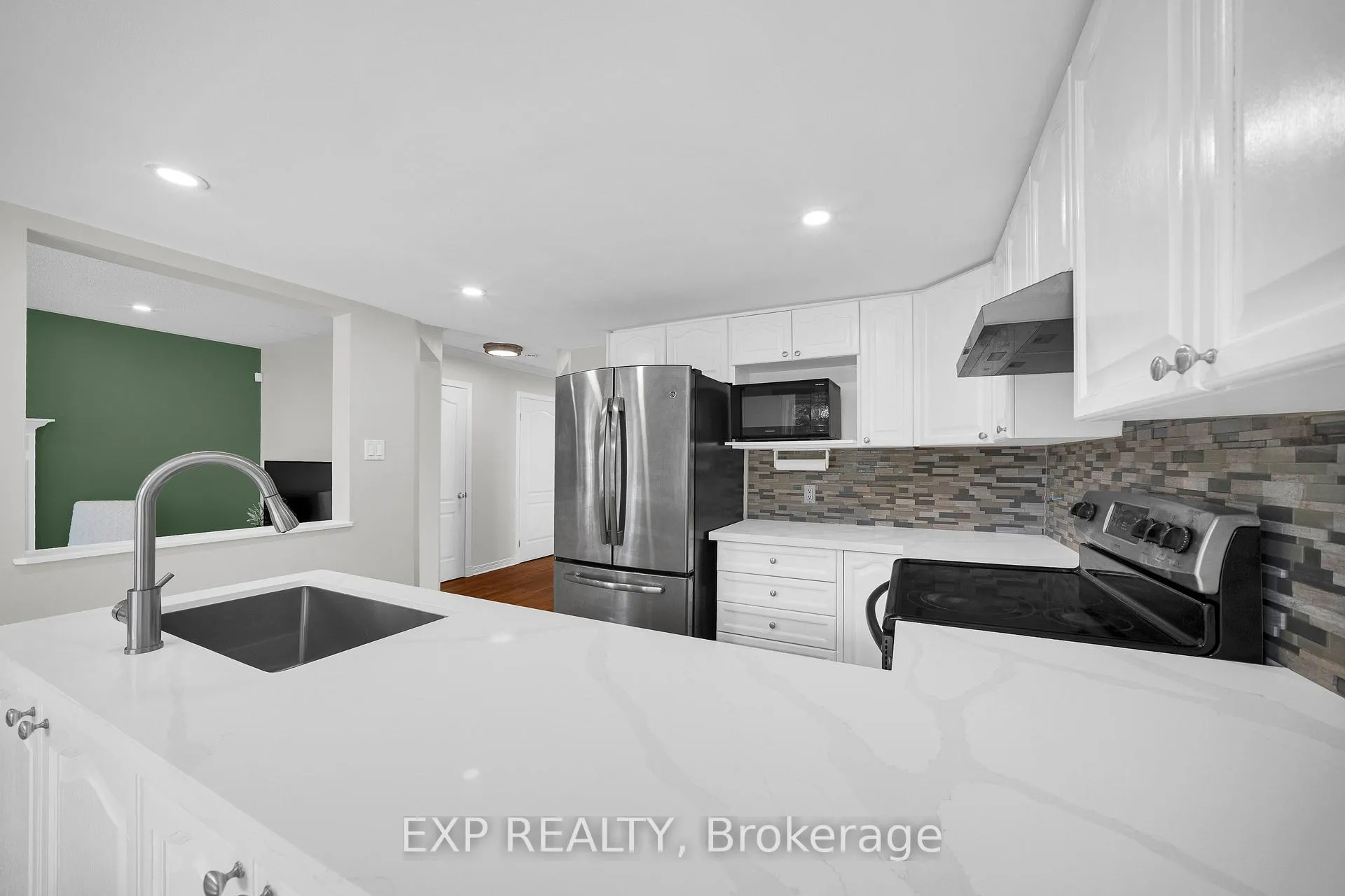 Photo 15 of 126 Grenadier Way, Ottawa, Barrhaven - Longfields — HOMEH
