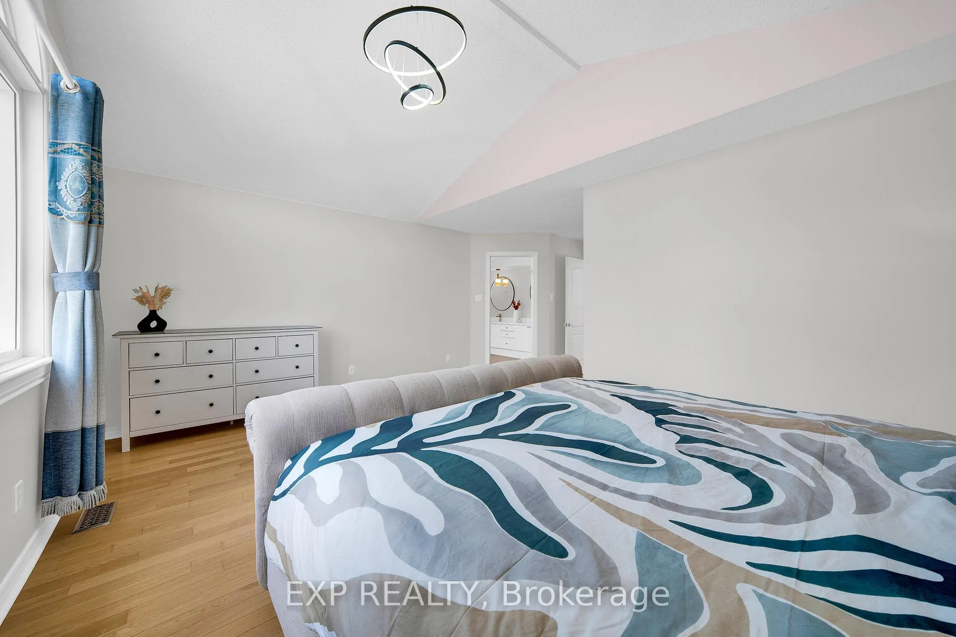 Photo 25 of 126 Grenadier Way, Ottawa, Barrhaven - Longfields — HOMEH