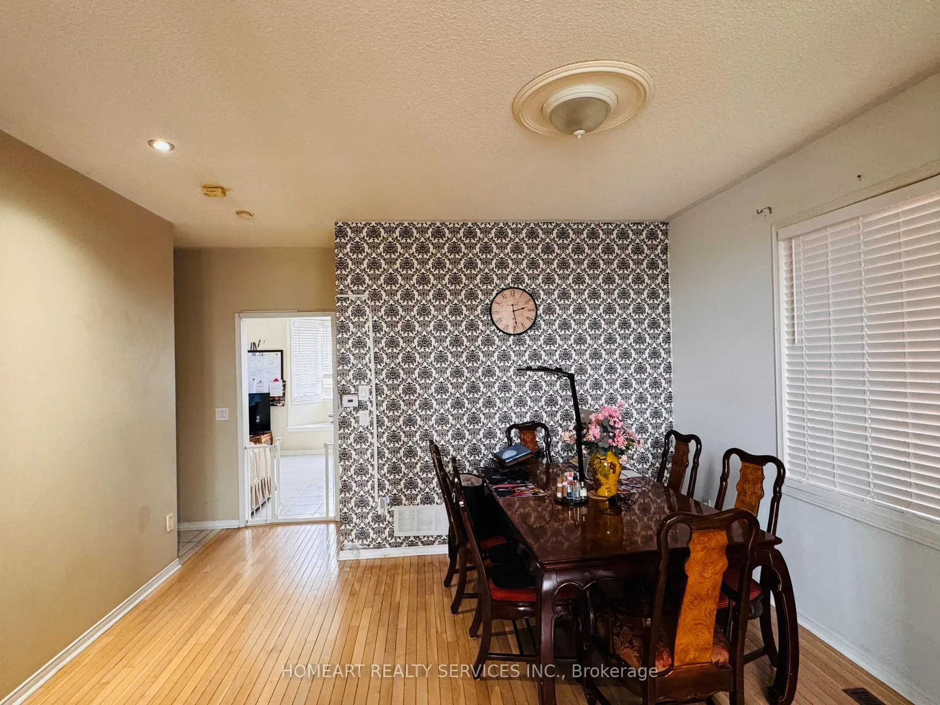 Photo 9 of 81 Emery Hill Boulevard, Markham, Berczy — HOMEH