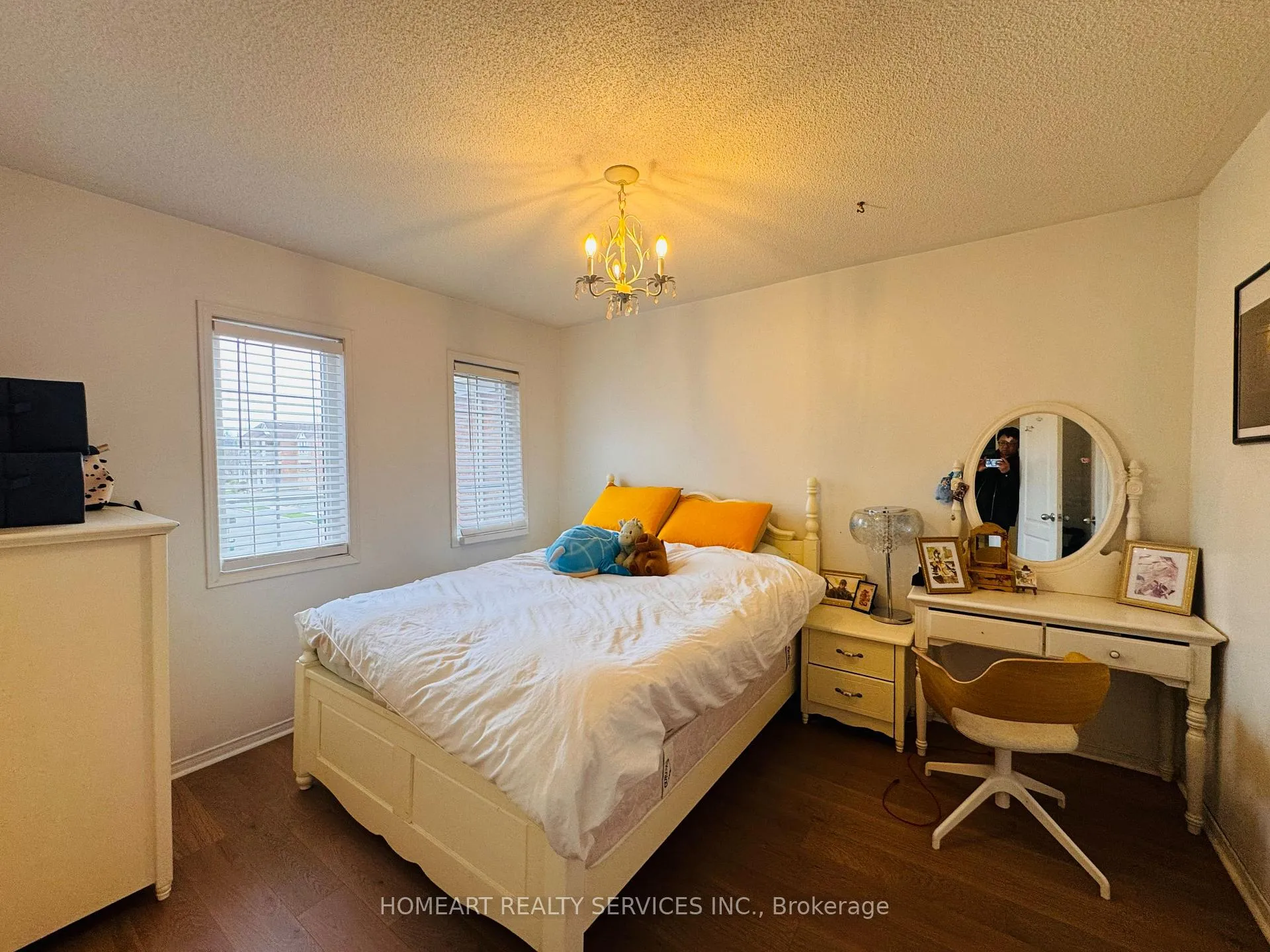 Photo 32 of 81 Emery Hill Boulevard, Markham, Berczy — HOMEH