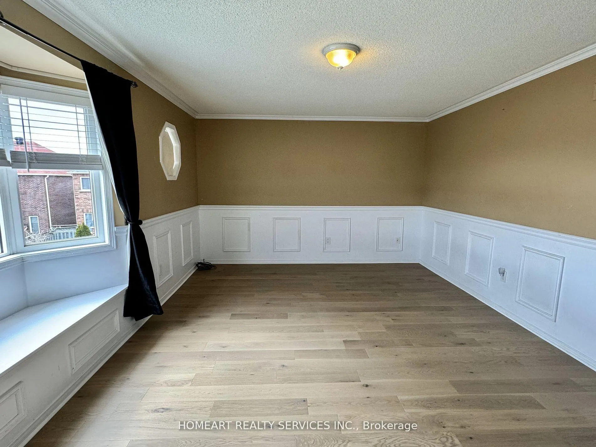Photo 37 of 81 Emery Hill Boulevard, Markham, Berczy — HOMEH