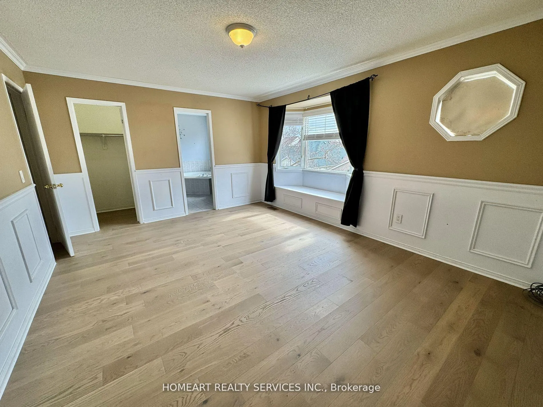 Photo 38 of 81 Emery Hill Boulevard, Markham, Berczy — HOMEH