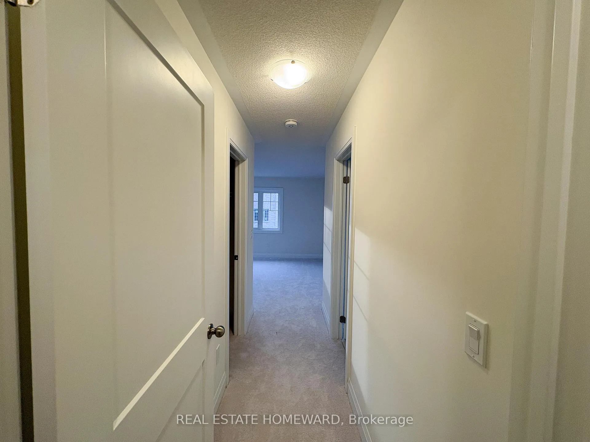 Photo 21 of 68 Robin Trail, Scugog, Port Perry — HOMEH