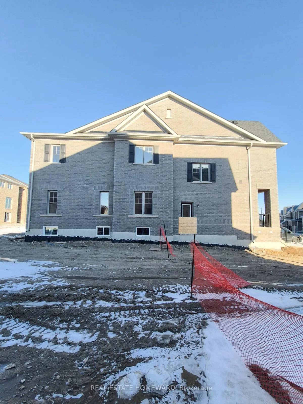 Photo 27 of 68 Robin Trail, Scugog, Port Perry — HOMEH