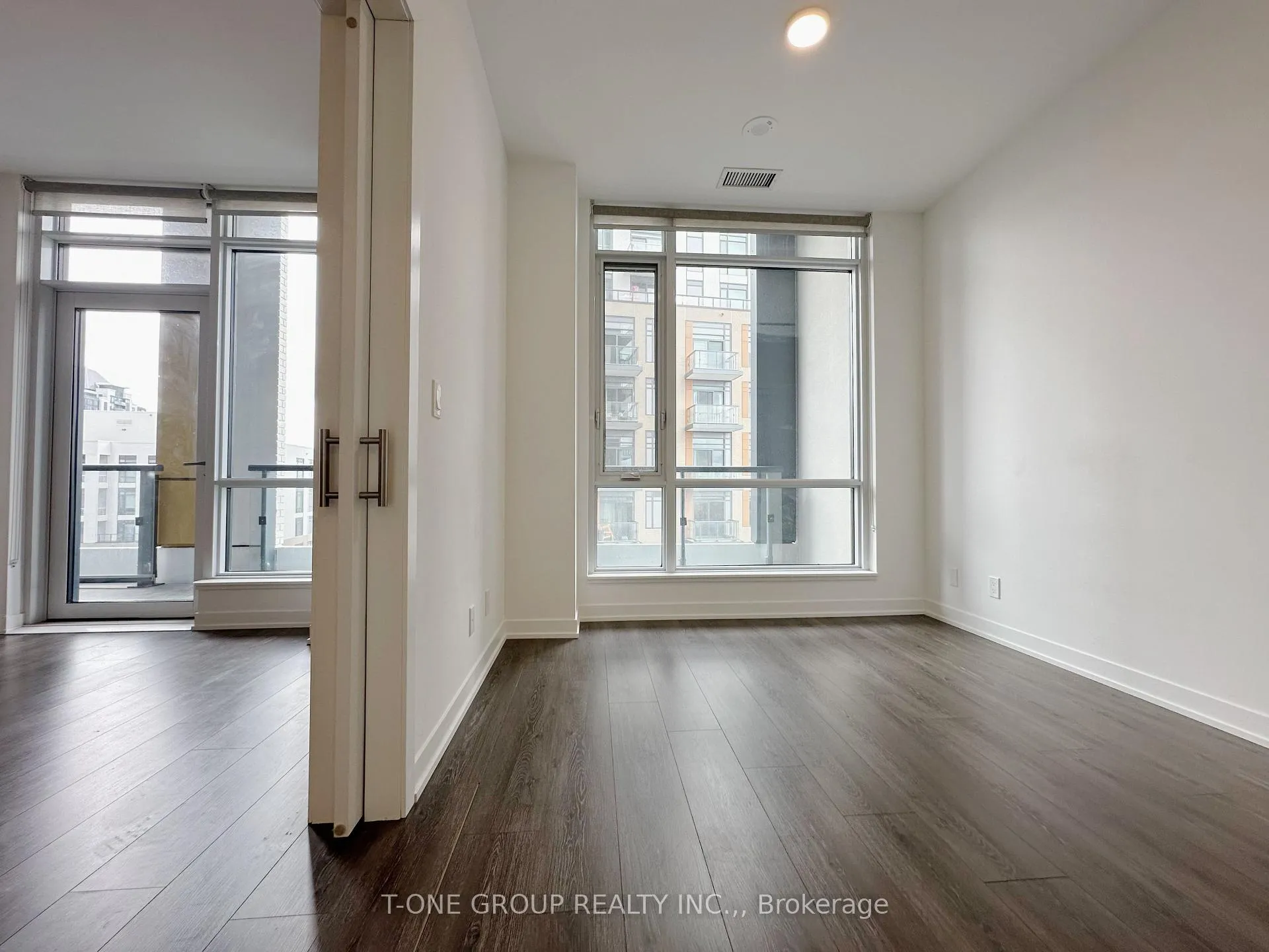 Photo 4 of Unit 602, 7950 Bathurst Street, Vaughan, Beverley Glen — HOMEH