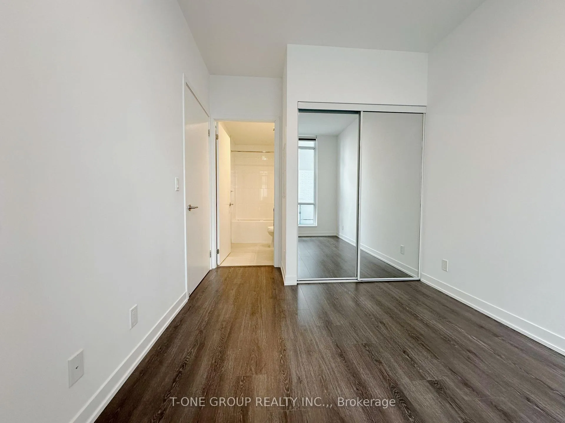 Photo 8 of Unit 602, 7950 Bathurst Street, Vaughan, Beverley Glen — HOMEH