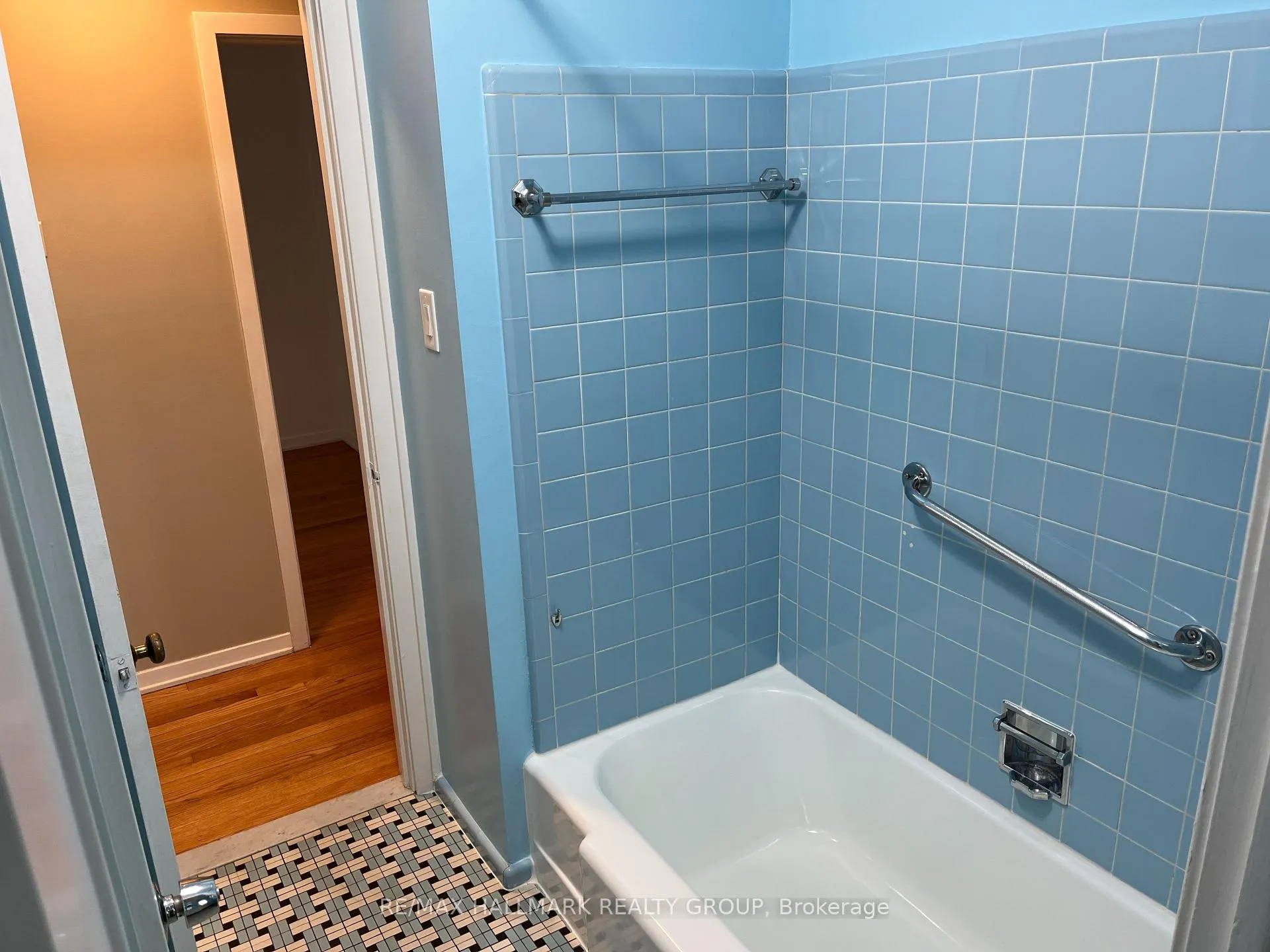 Photo 26 of 1248 Tompkins Street, Ottawa, Queensway Terrace South/Ridgeview — HOMEH