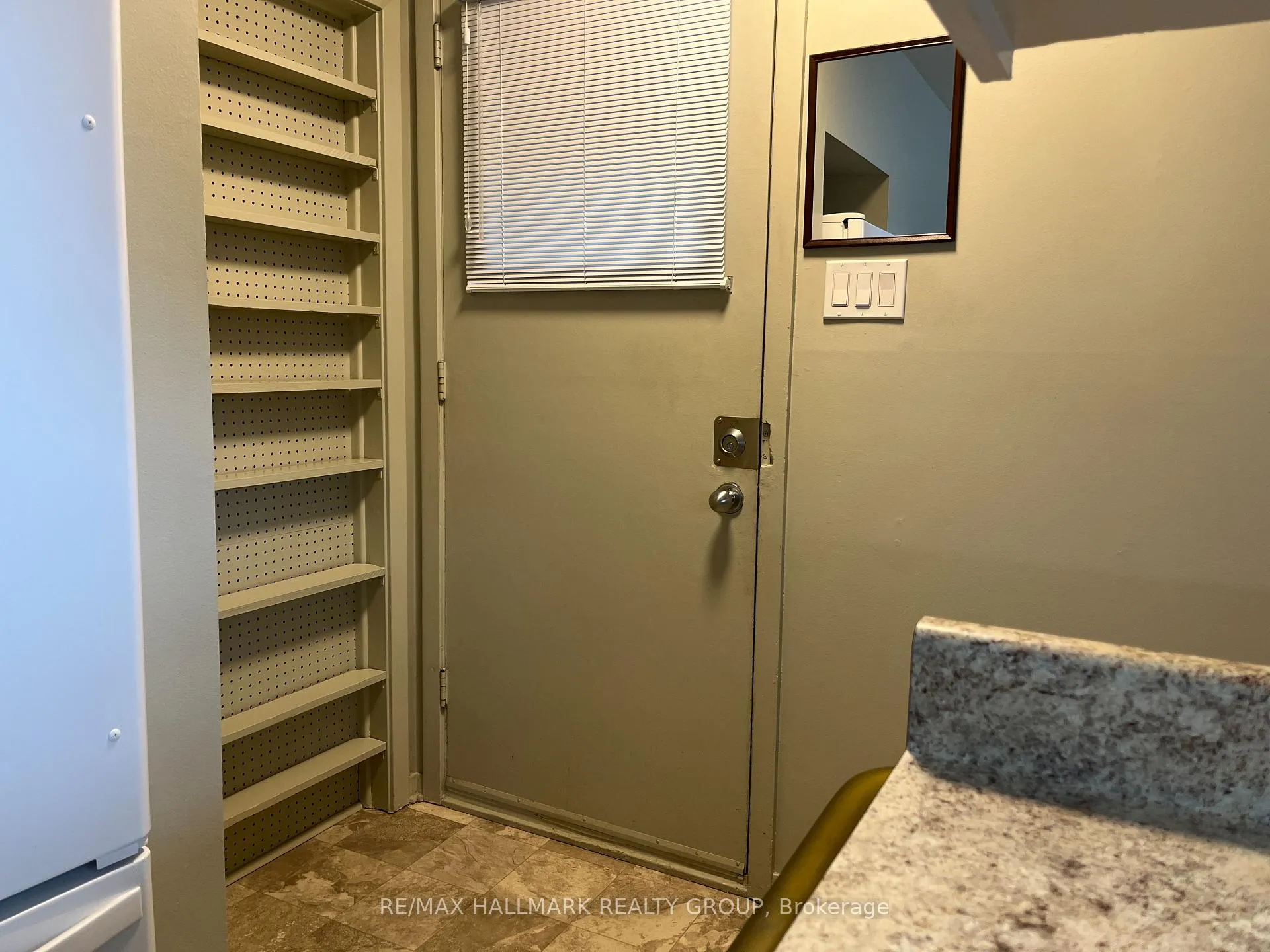 Photo 29 of 1248 Tompkins Street, Ottawa, Queensway Terrace South/Ridgeview — HOMEH