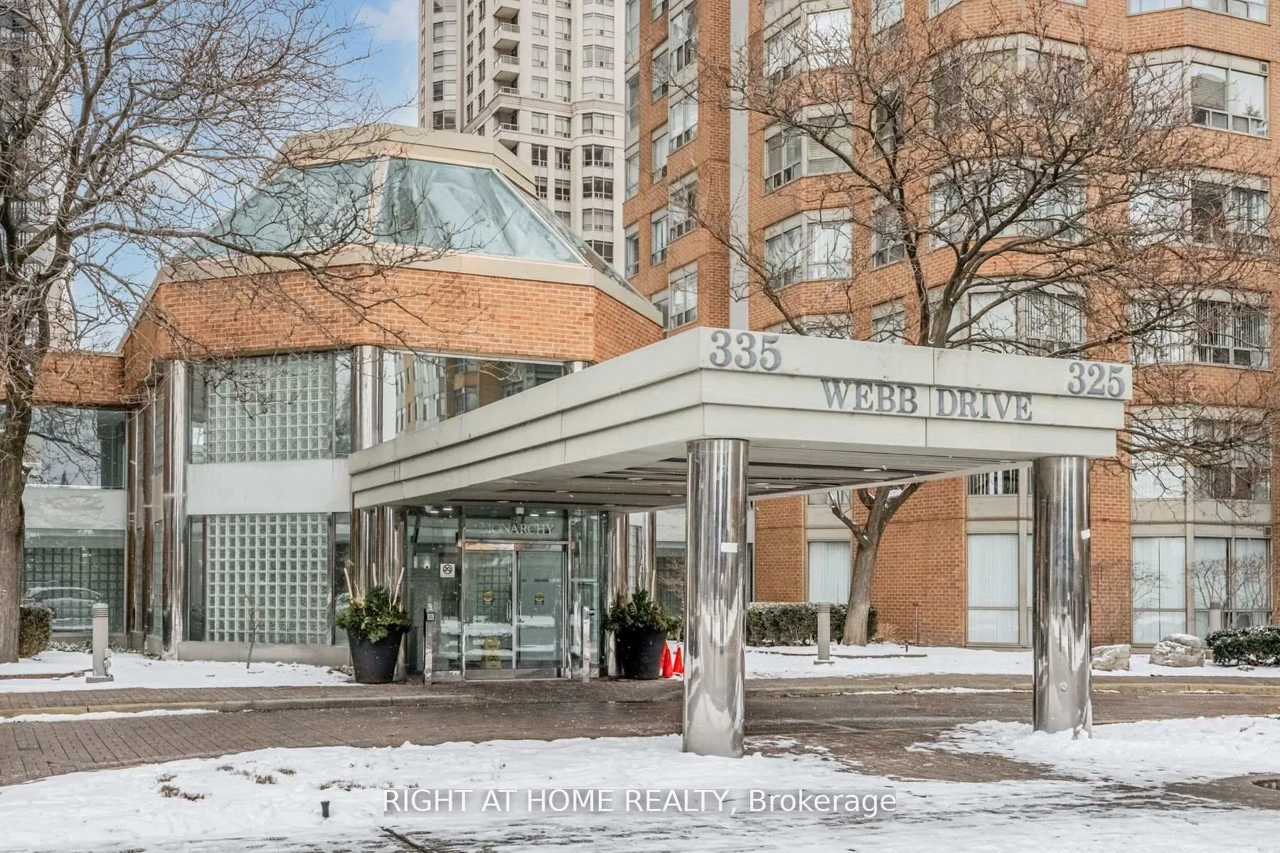Photo 2 of Unit 1511, 335 Webb Drive, Mississauga, City Centre — HOMEH