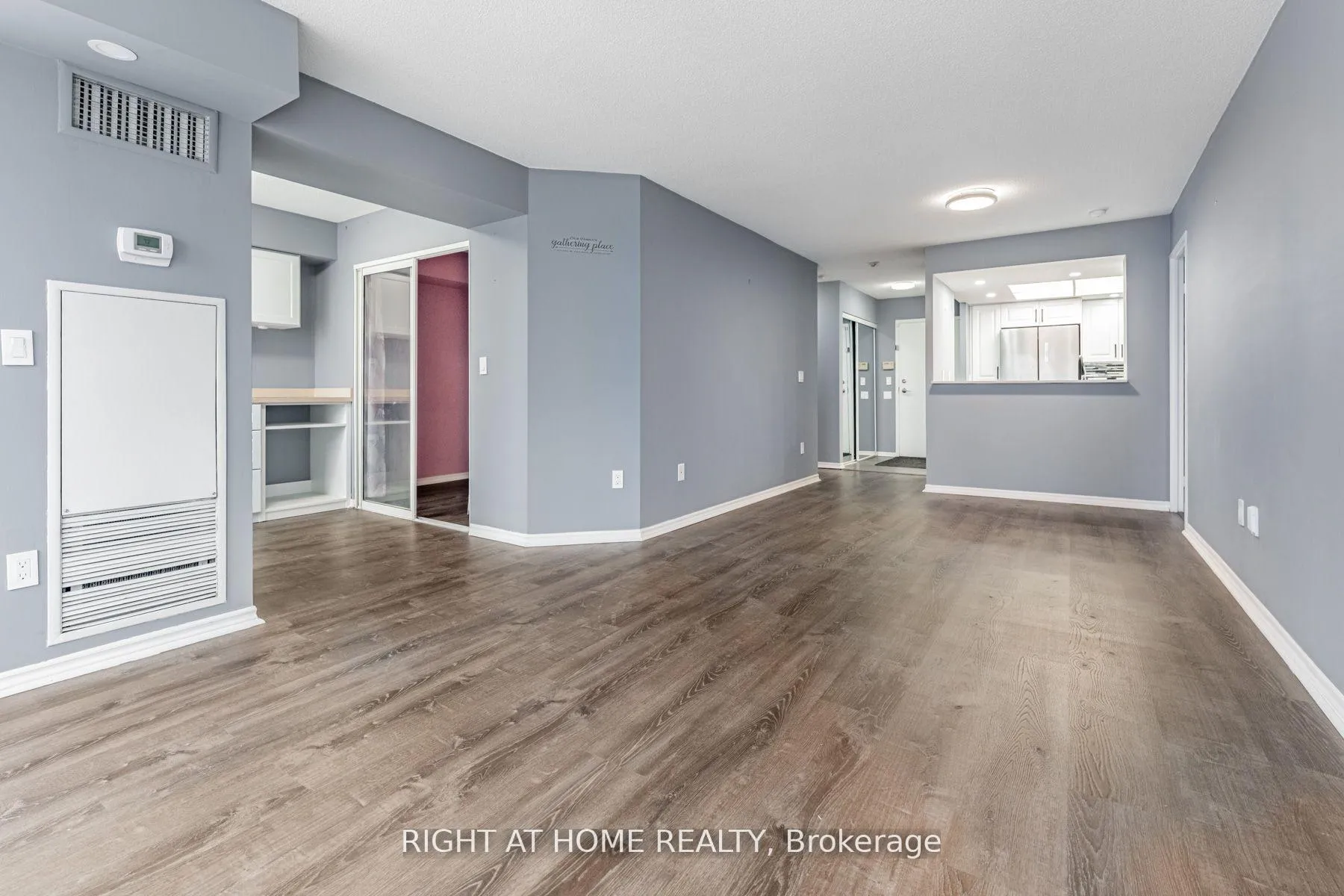 Photo 10 of Unit 1511, 335 Webb Drive, Mississauga, City Centre — HOMEH
