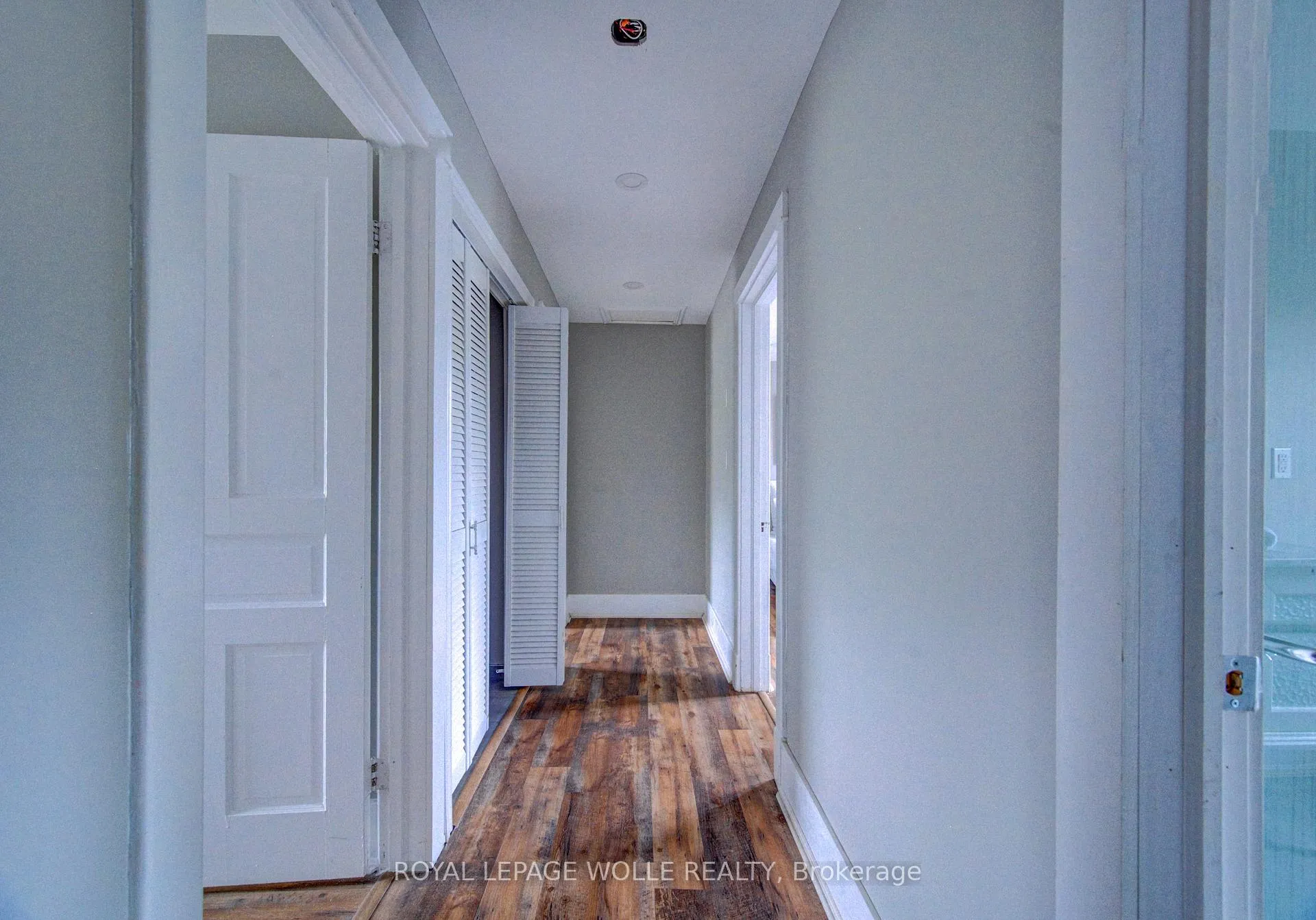 Photo 19 of 28 Willow Street, Brant, Paris — HOMEH