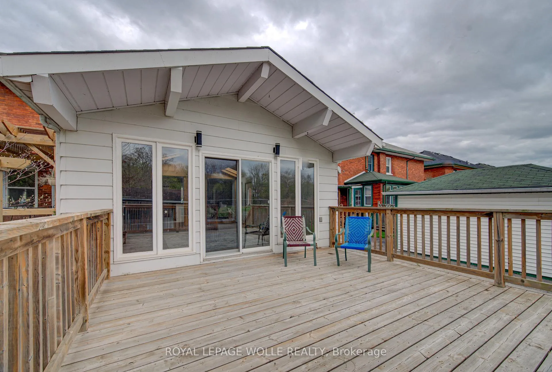 Photo 35 of 28 Willow Street, Brant, Paris — HOMEH