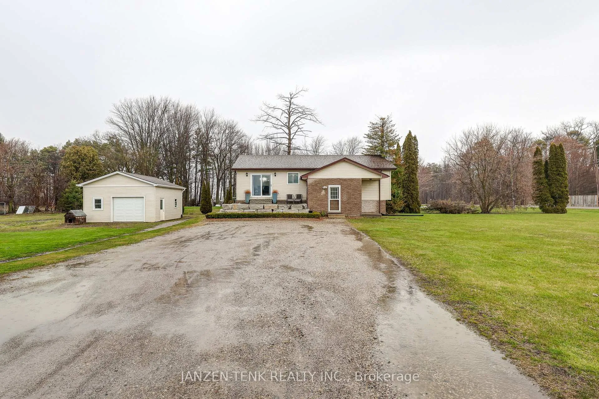 Photo 3 of 56092 Calton Line, Bayham, Rural Bayham — HOMEH