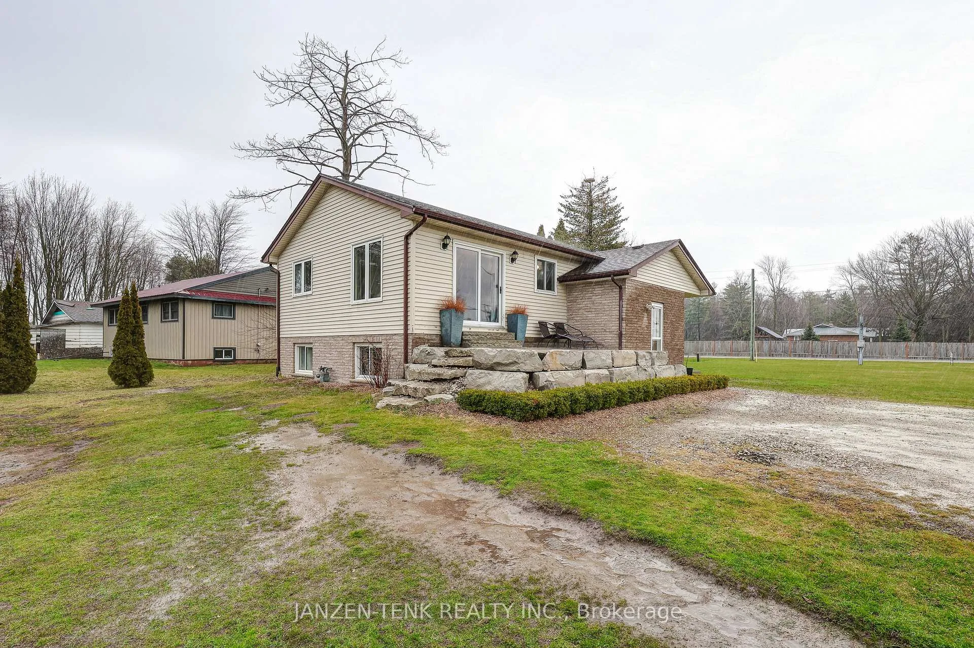Photo 1 of 56092 Calton Line, Bayham, Rural Bayham — HOMEH