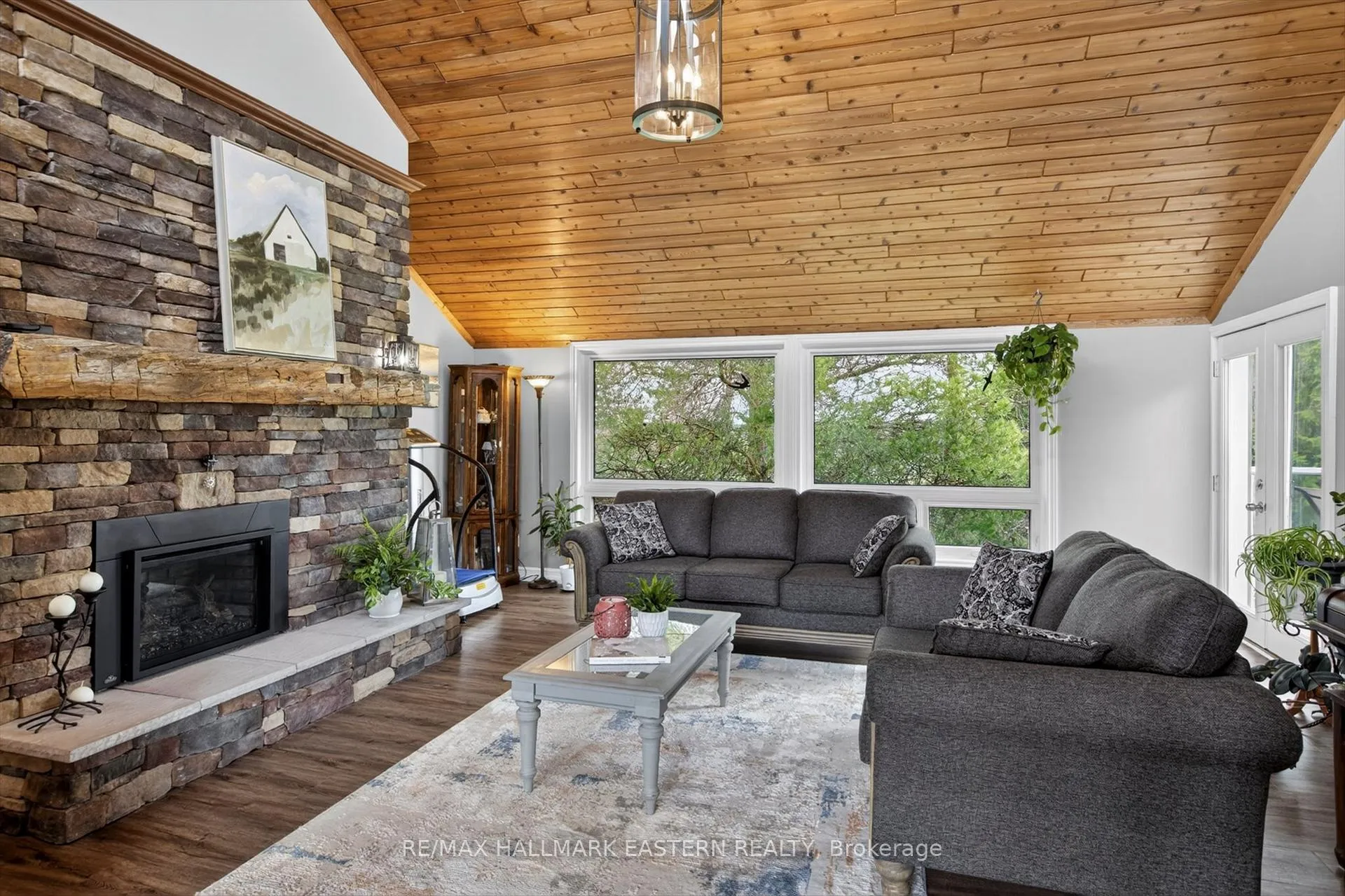 Photo 8 of 1229 Morton Line, Cavan Monaghan, Cavan Twp — HOMEH