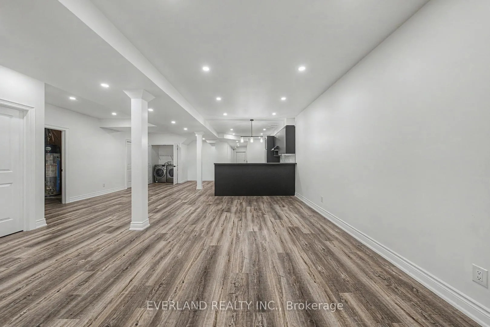 Photo 37 of 40 Marbrook Street, Richmond Hill, Mill Pond — HOMEH