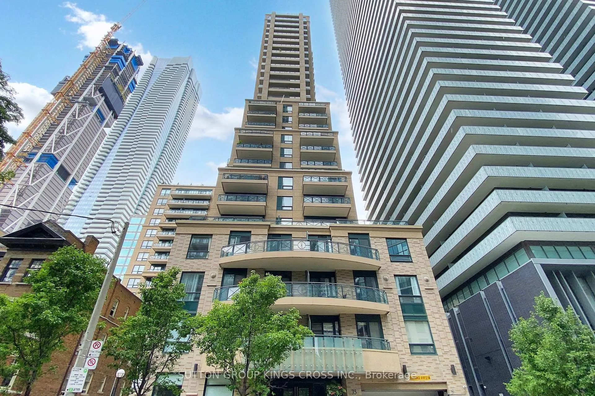 Photo 2 of Unit 1112, 35 Hayden Street, Toronto, Church-Yonge Corridor — HOMEH