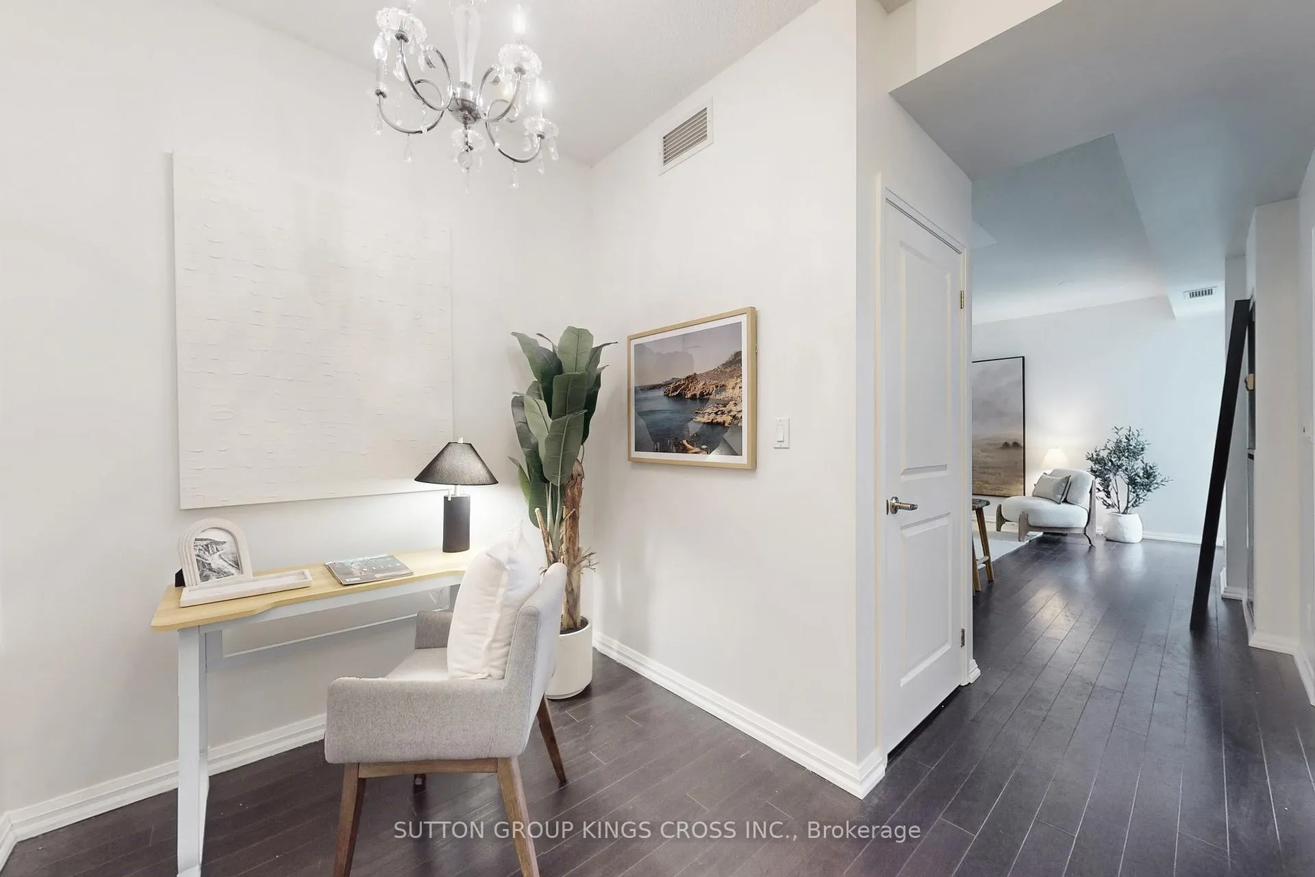 Photo 5 of Unit 1112, 35 Hayden Street, Toronto, Church-Yonge Corridor — HOMEH