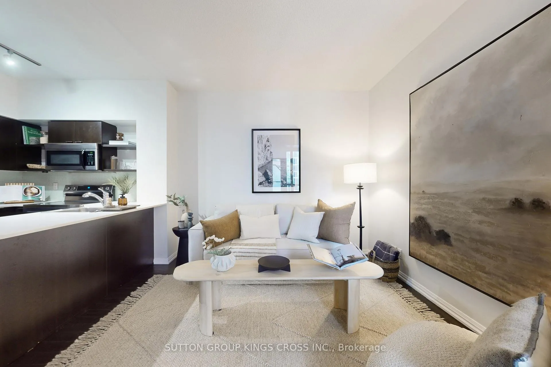 Photo 8 of Unit 1112, 35 Hayden Street, Toronto, Church-Yonge Corridor — HOMEH