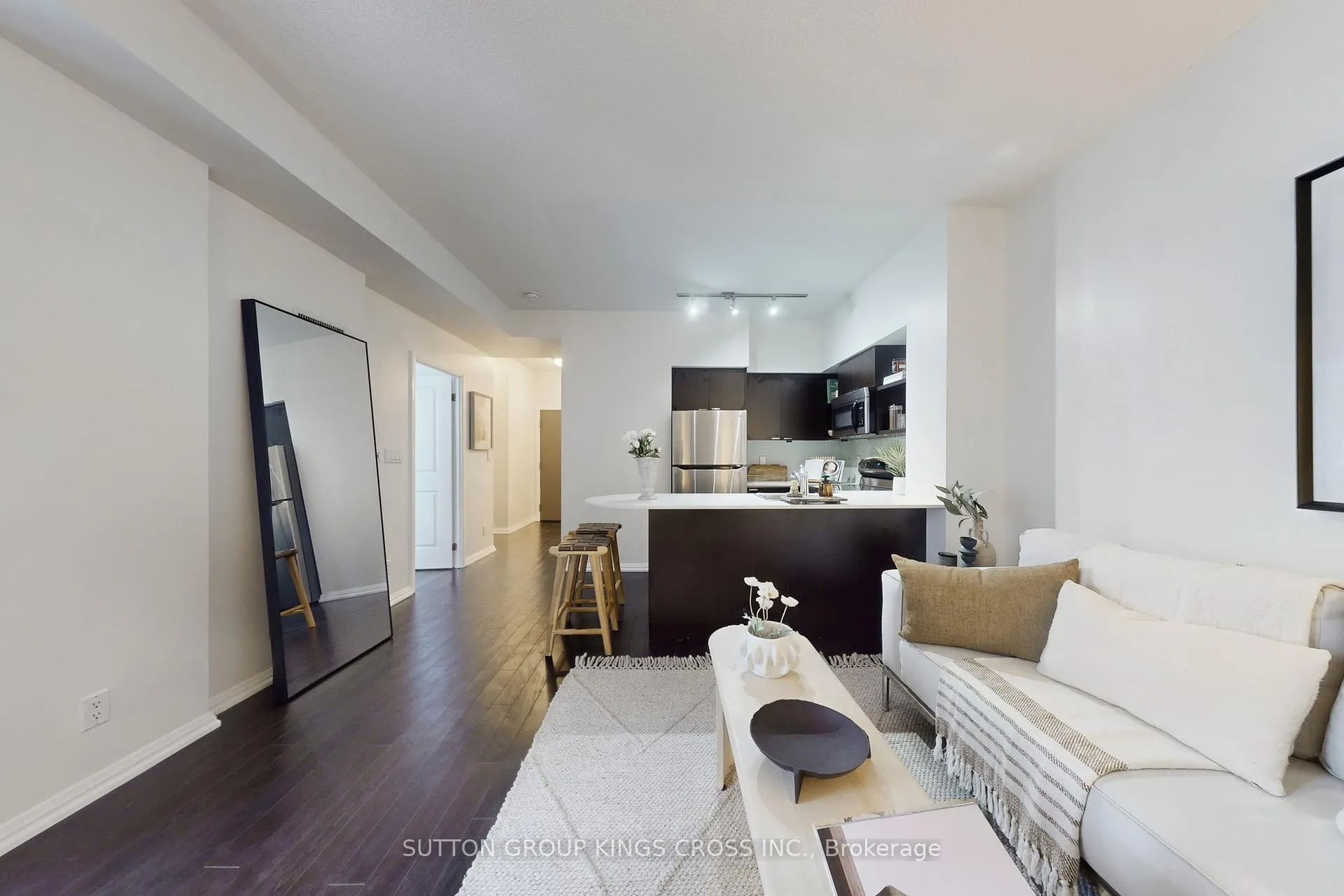 Photo 9 of Unit 1112, 35 Hayden Street, Toronto, Church-Yonge Corridor — HOMEH