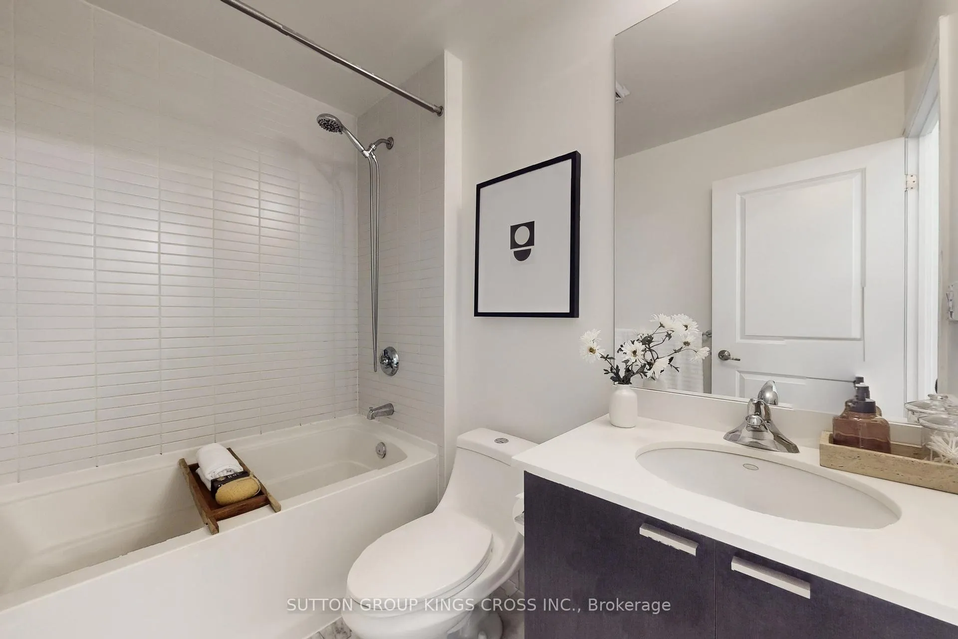 Photo 13 of Unit 1112, 35 Hayden Street, Toronto, Church-Yonge Corridor — HOMEH