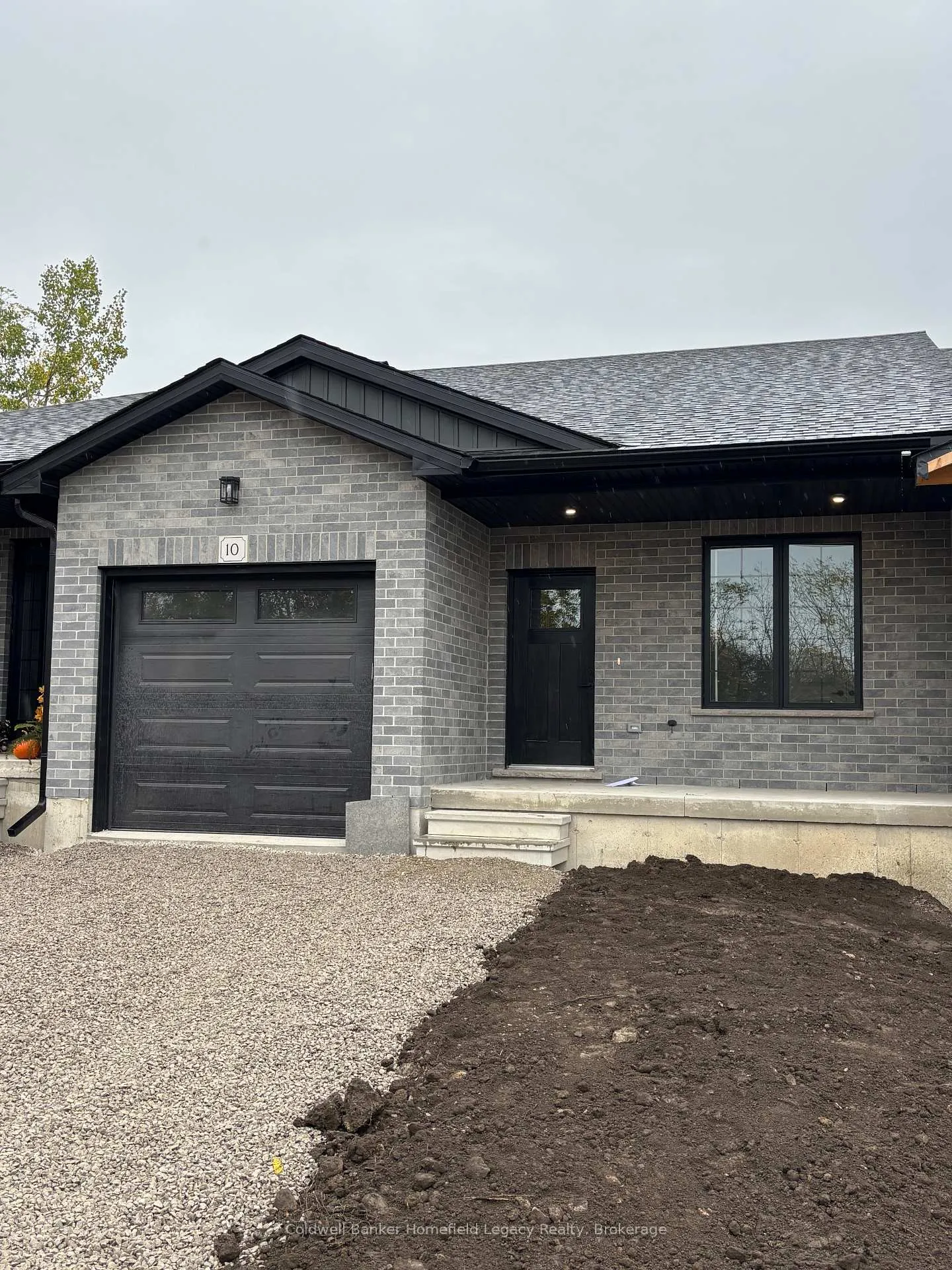 Photo 1 of 9-165 Egan Avenue N, St. Marys — HOMEH
