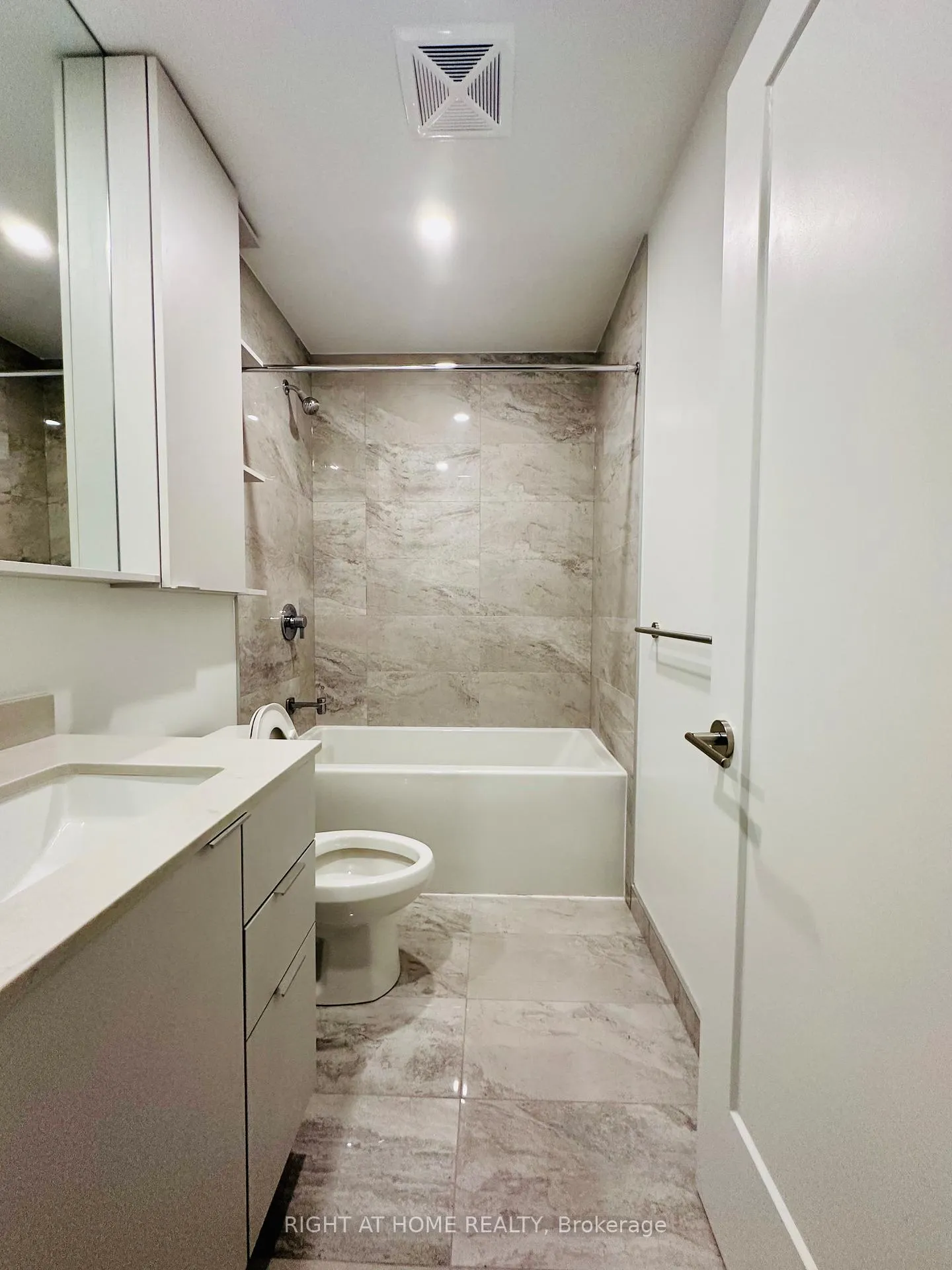 Photo 12 of Unit 1126, 9 Clegg Road, Markham, Unionville — HOMEH