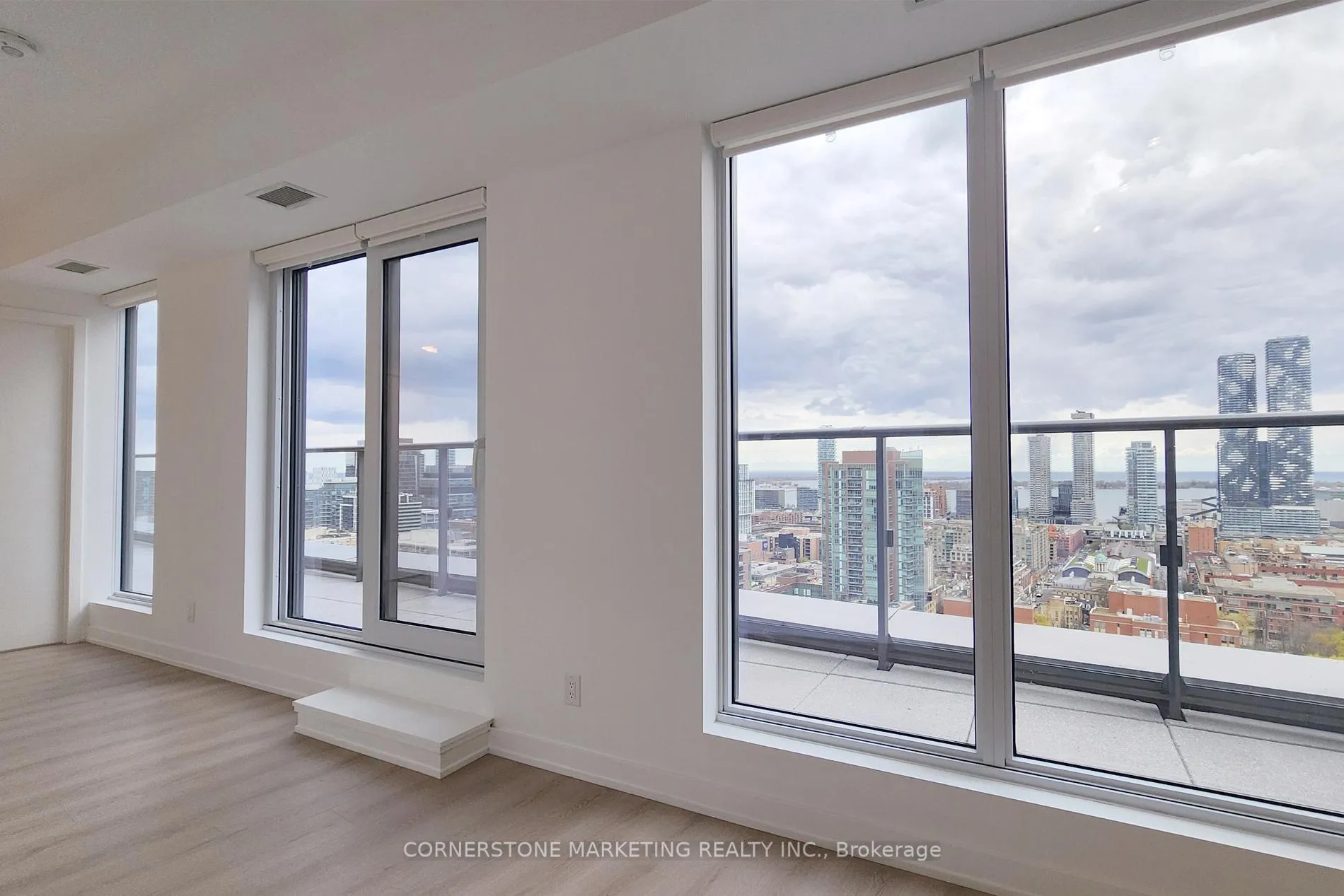 Photo 3 of Unit 3007, 100 Queen Street E, Toronto, Church-Yonge Corridor — HOMEH