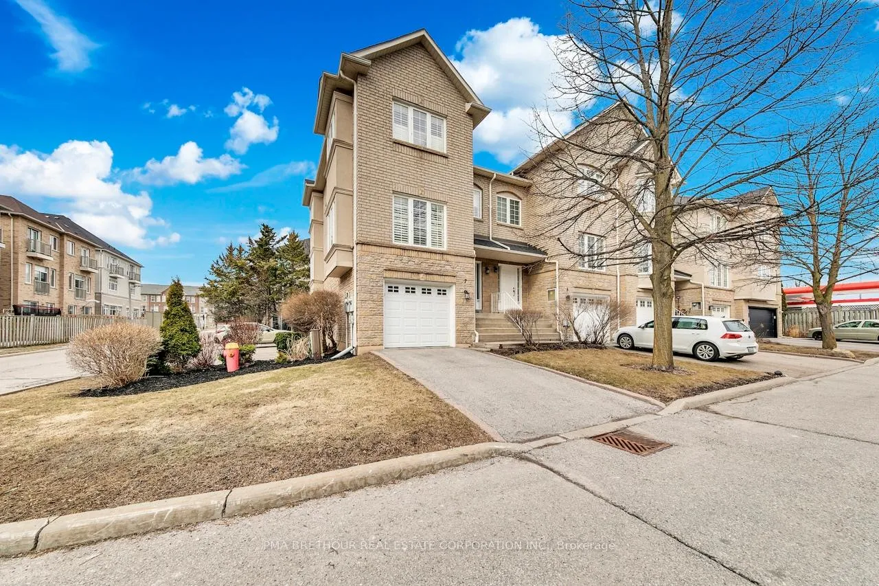Front of Unit 7, 10719 Bathurst Street