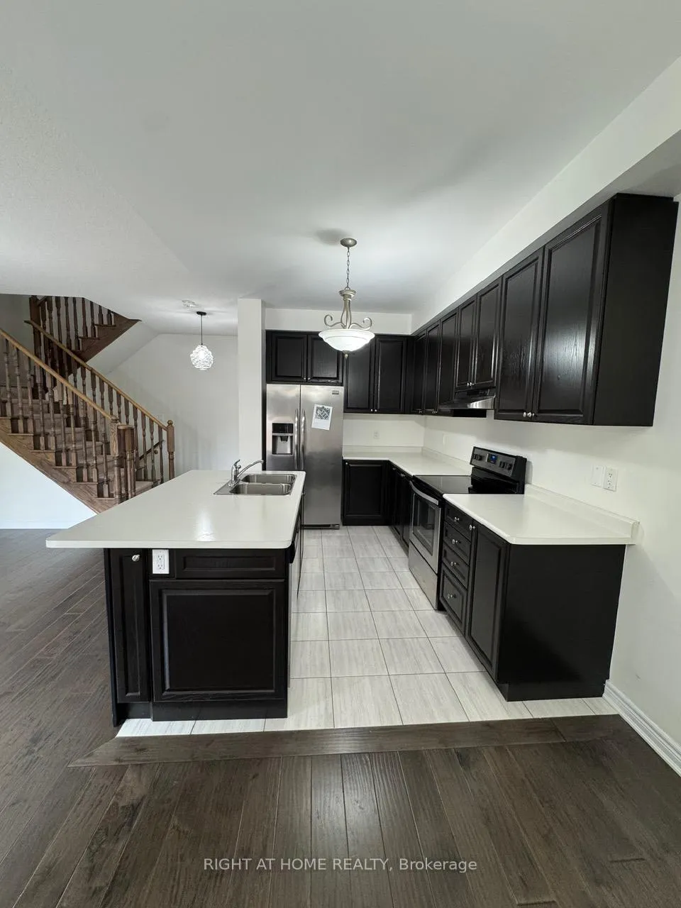 Photo 7 of 14012 Danby Road, Halton Hills, Georgetown — HOMEH