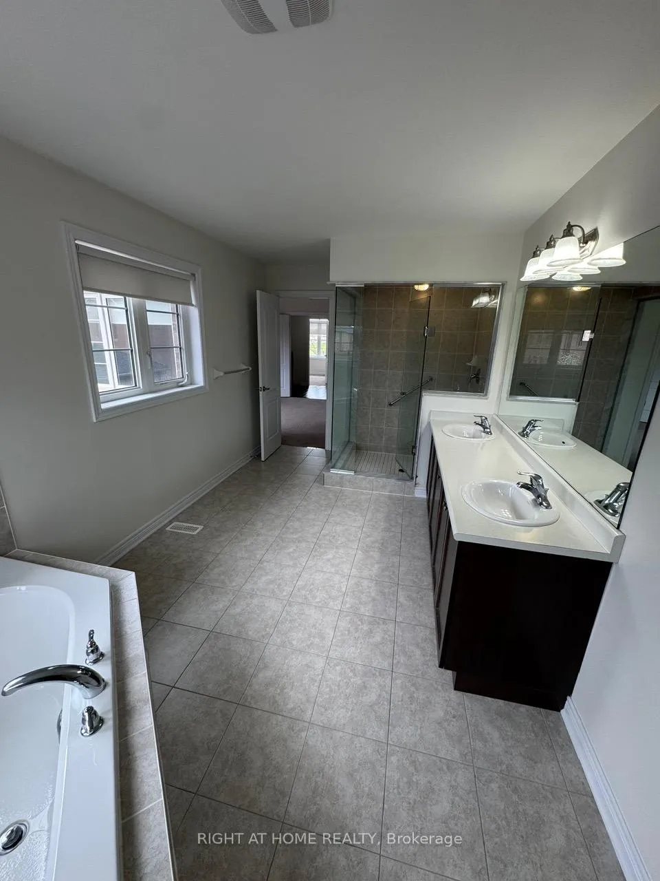 Photo 16 of 14012 Danby Road, Halton Hills, Georgetown — HOMEH