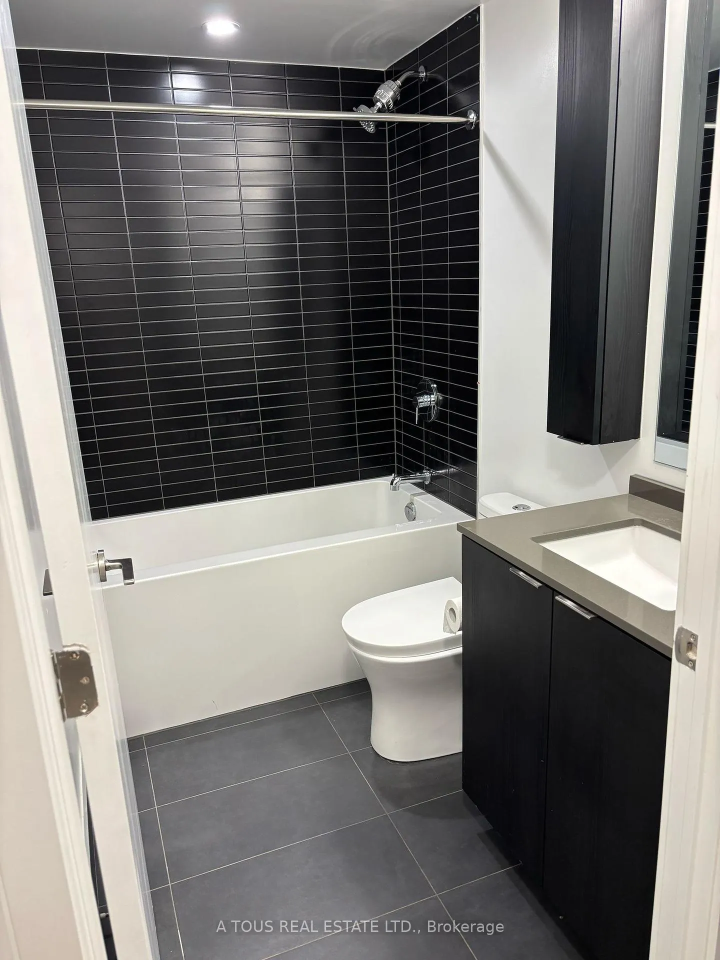 Photo 7 of Unit #1511, 86 Dundas Street E, Mississauga, Cooksville — HOMEH