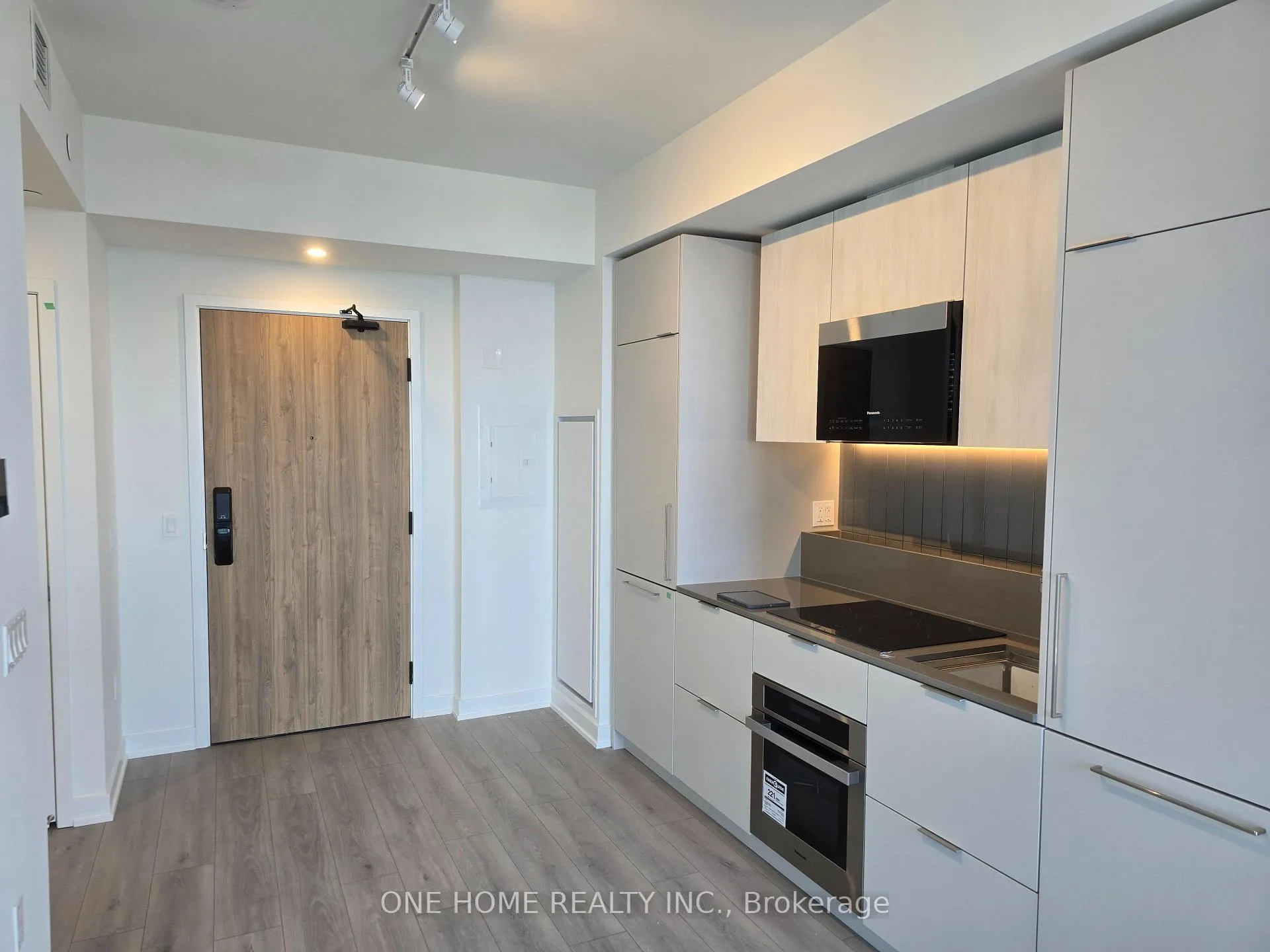 Photo 3 of Unit 2510, 1 Fairview Road, Mississauga, Mississauga Valleys — HOMEH