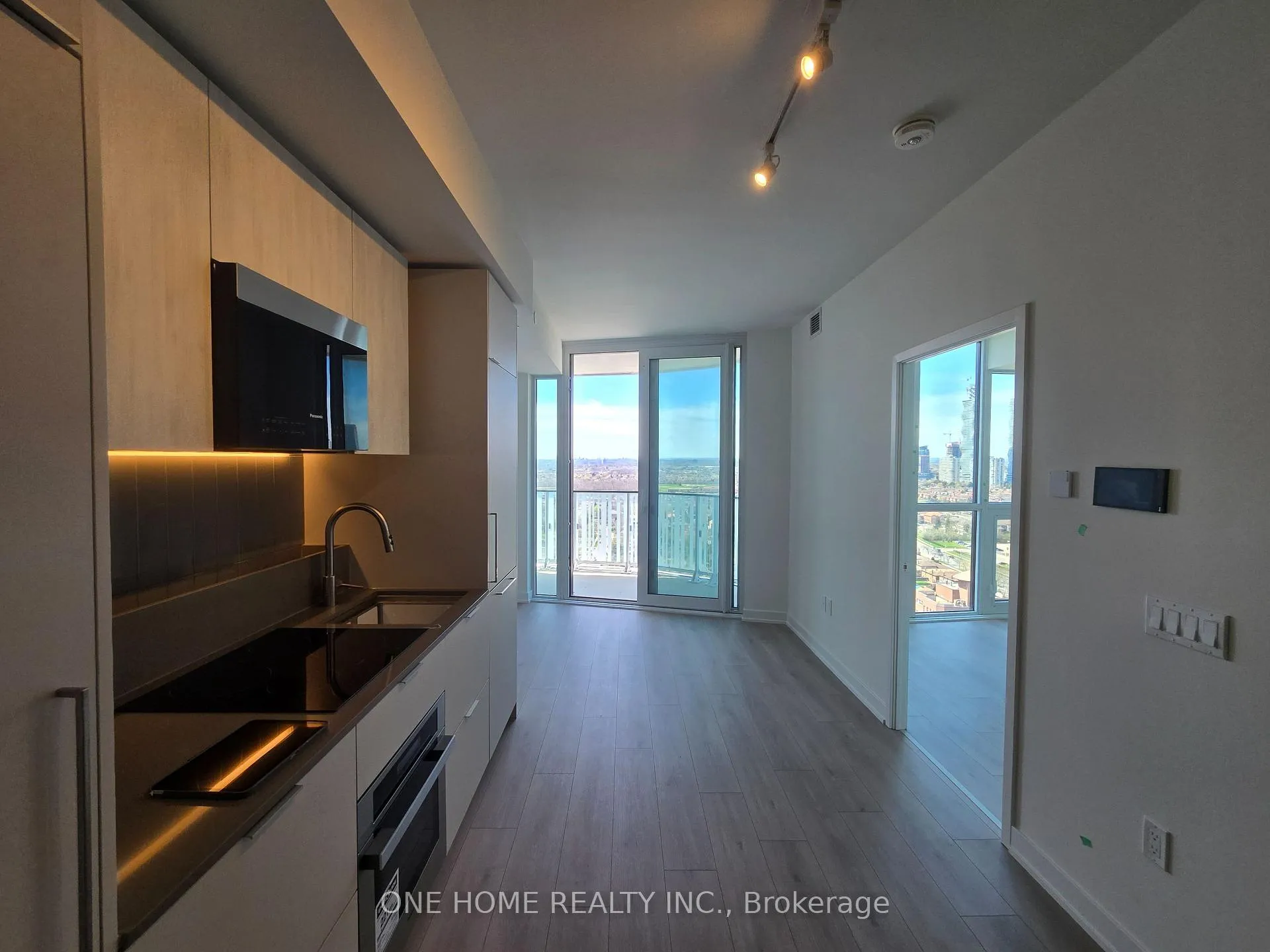 Photo 5 of Unit 2510, 1 Fairview Road, Mississauga, Mississauga Valleys — HOMEH