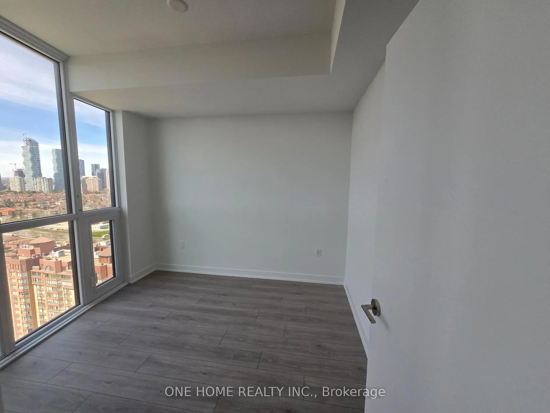 Photo 9 of Unit 2510, 1 Fairview Road, Mississauga, Mississauga Valleys — HOMEH