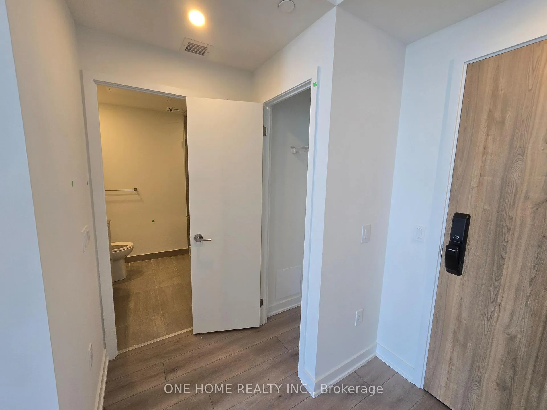 Photo 12 of Unit 2510, 1 Fairview Road, Mississauga, Mississauga Valleys — HOMEH