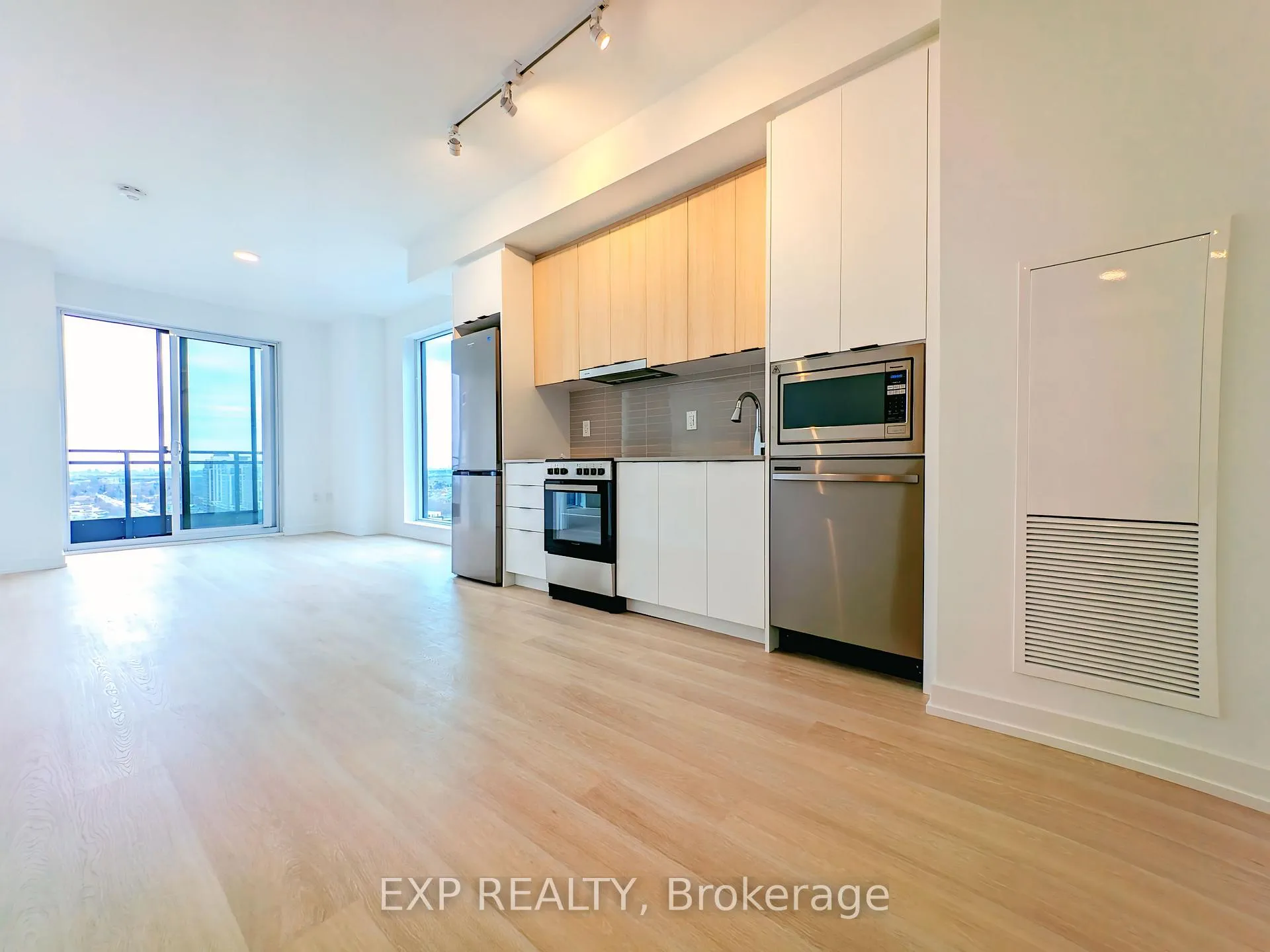 Photo 1 of Unit 2010, 9751 Markham Road, Markham, Greensborough — HOMEH