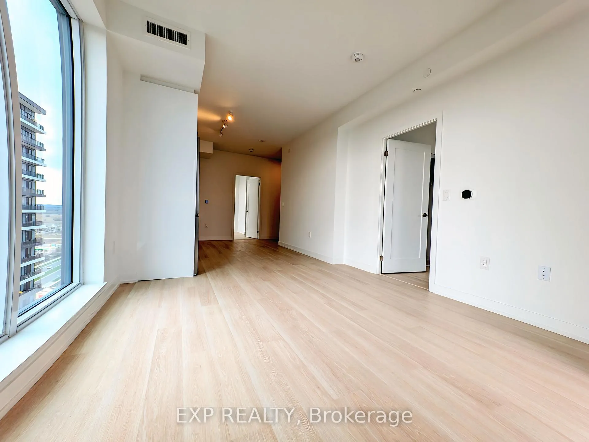 Photo 3 of Unit 2010, 9751 Markham Road, Markham, Greensborough — HOMEH