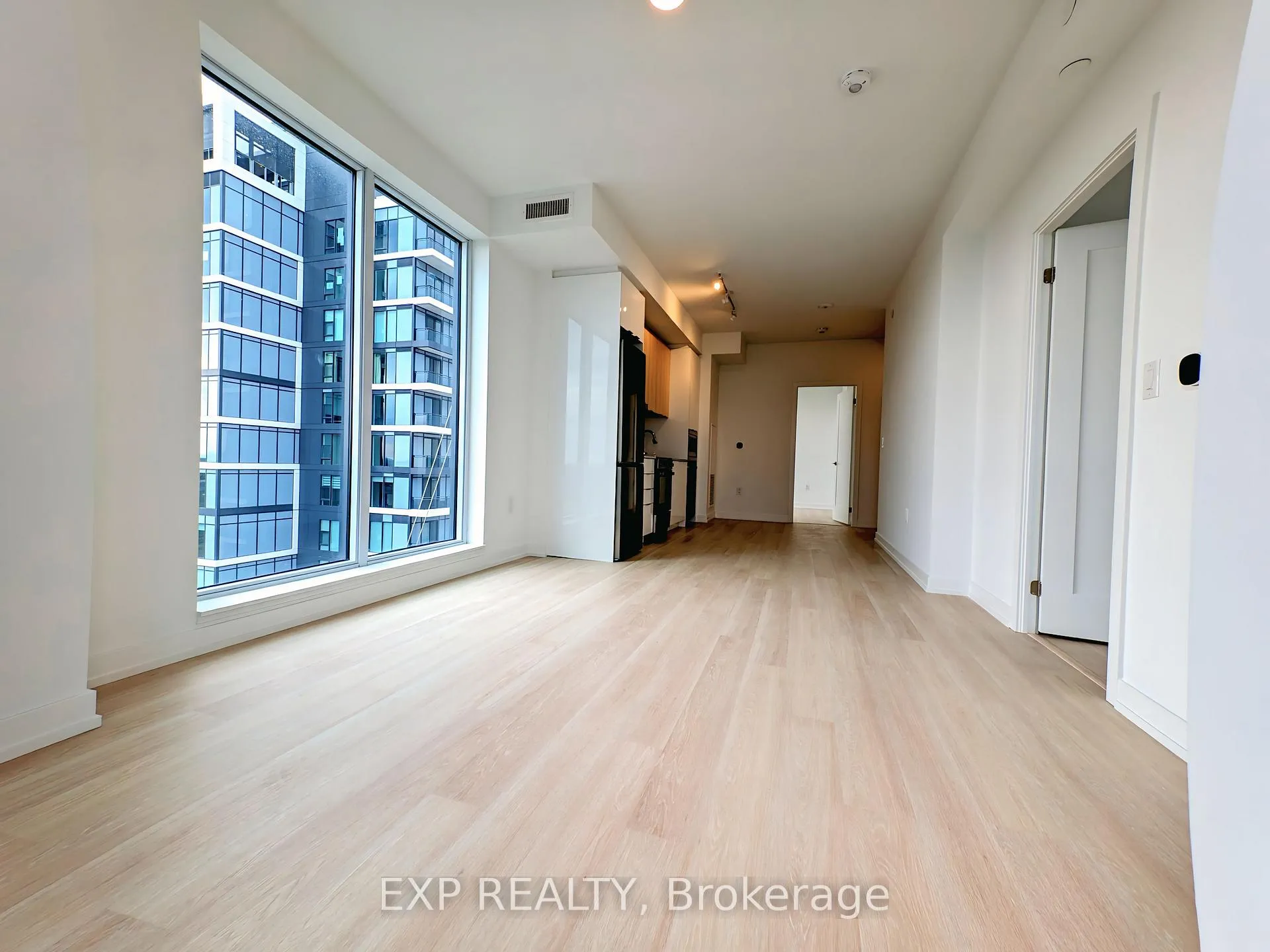 Photo 5 of Unit 2010, 9751 Markham Road, Markham, Greensborough — HOMEH