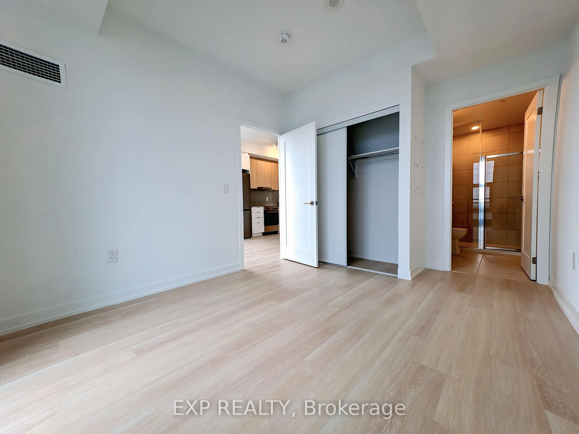 Photo 13 of Unit 2010, 9751 Markham Road, Markham, Greensborough — HOMEH