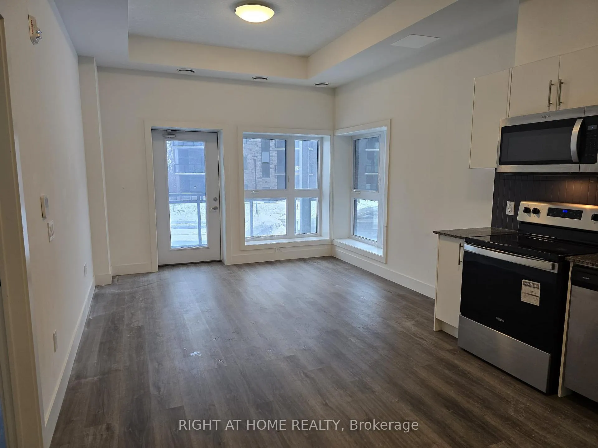 Photo 3 of Unit 103, 1101 Lackner Place, Kitchener — HOMEH