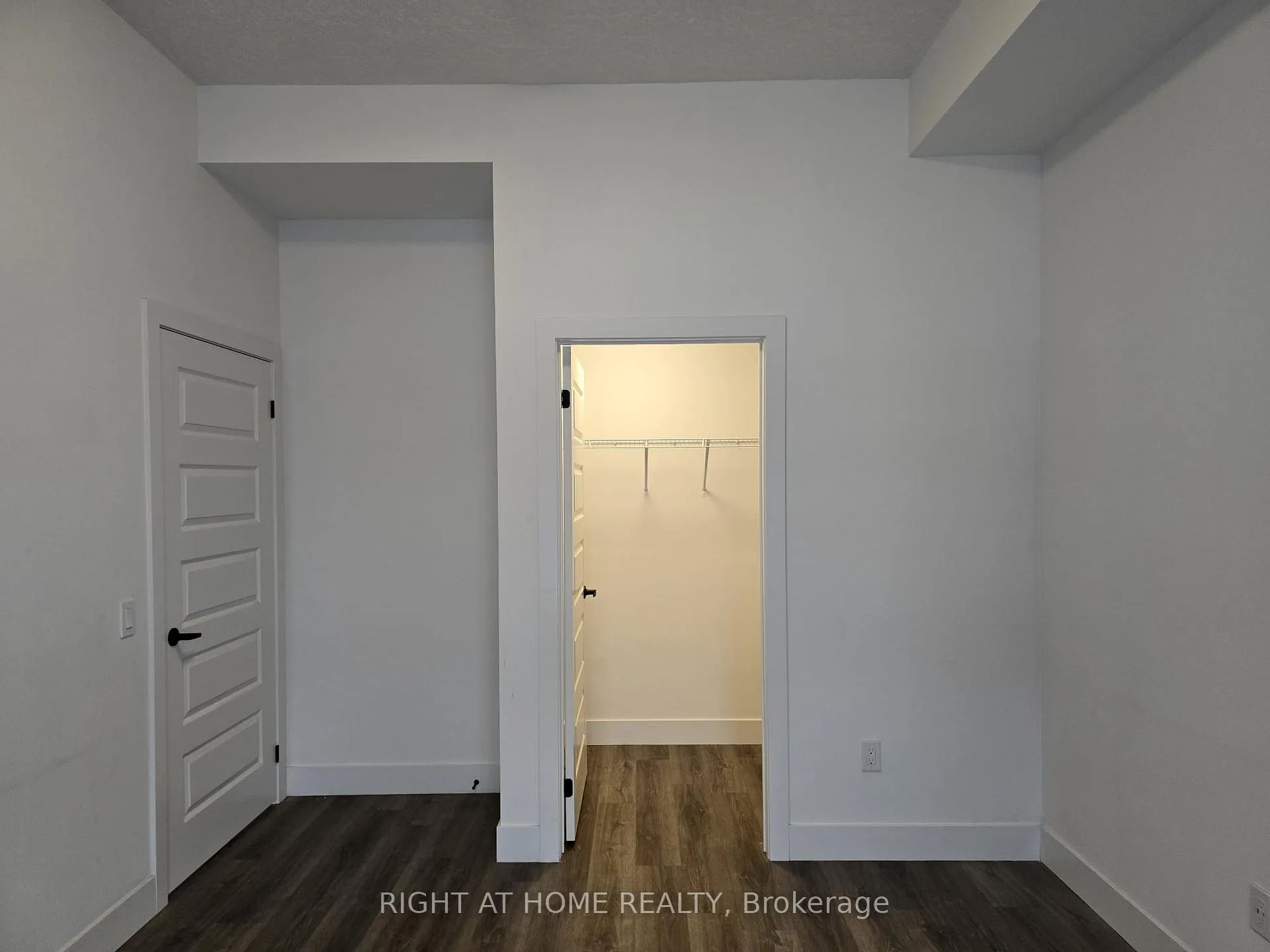 Photo 11 of Unit 103, 1101 Lackner Place, Kitchener — HOMEH